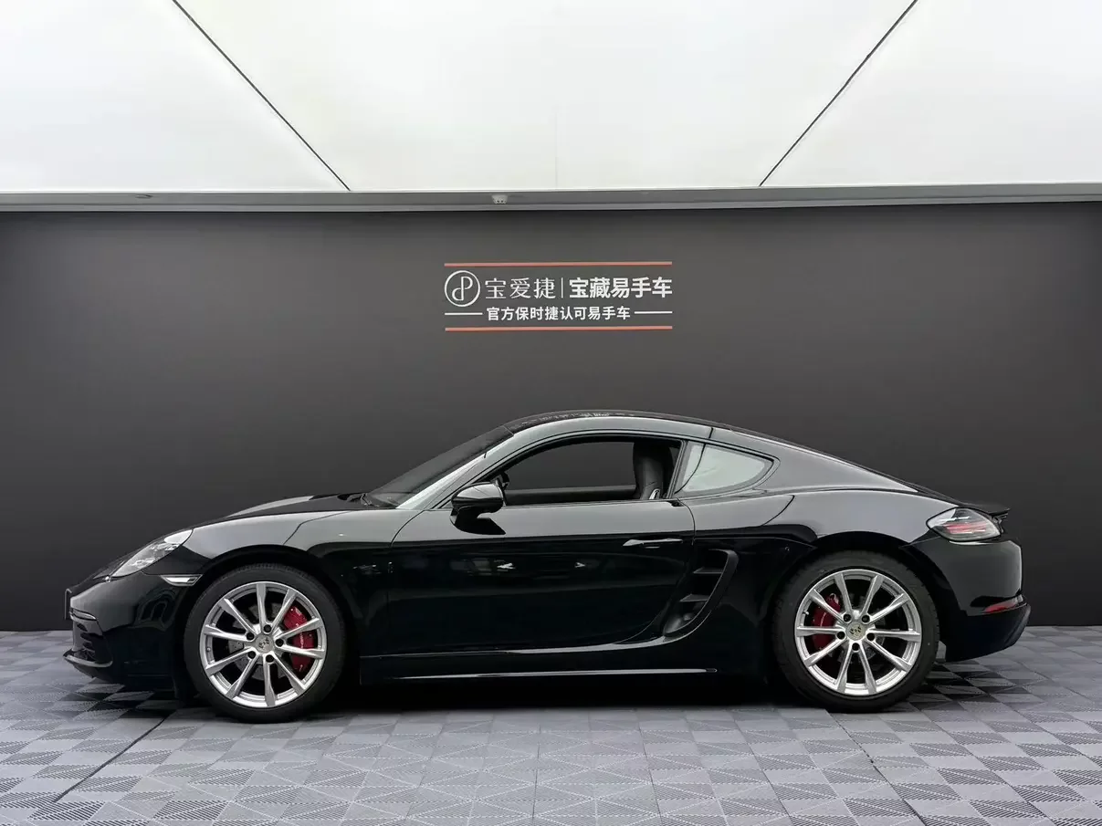 Porsche 718