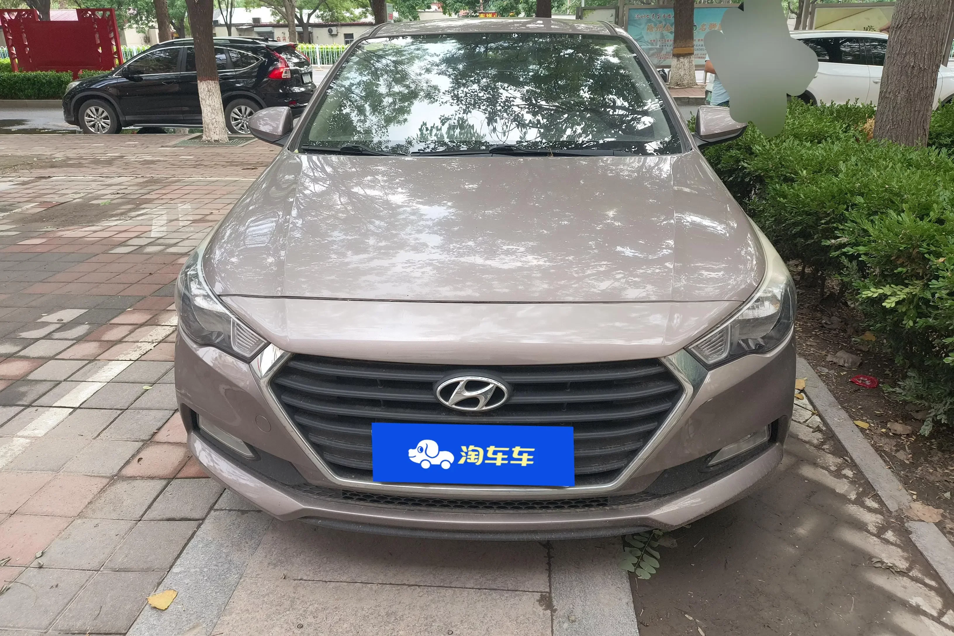 Hyundai Accept