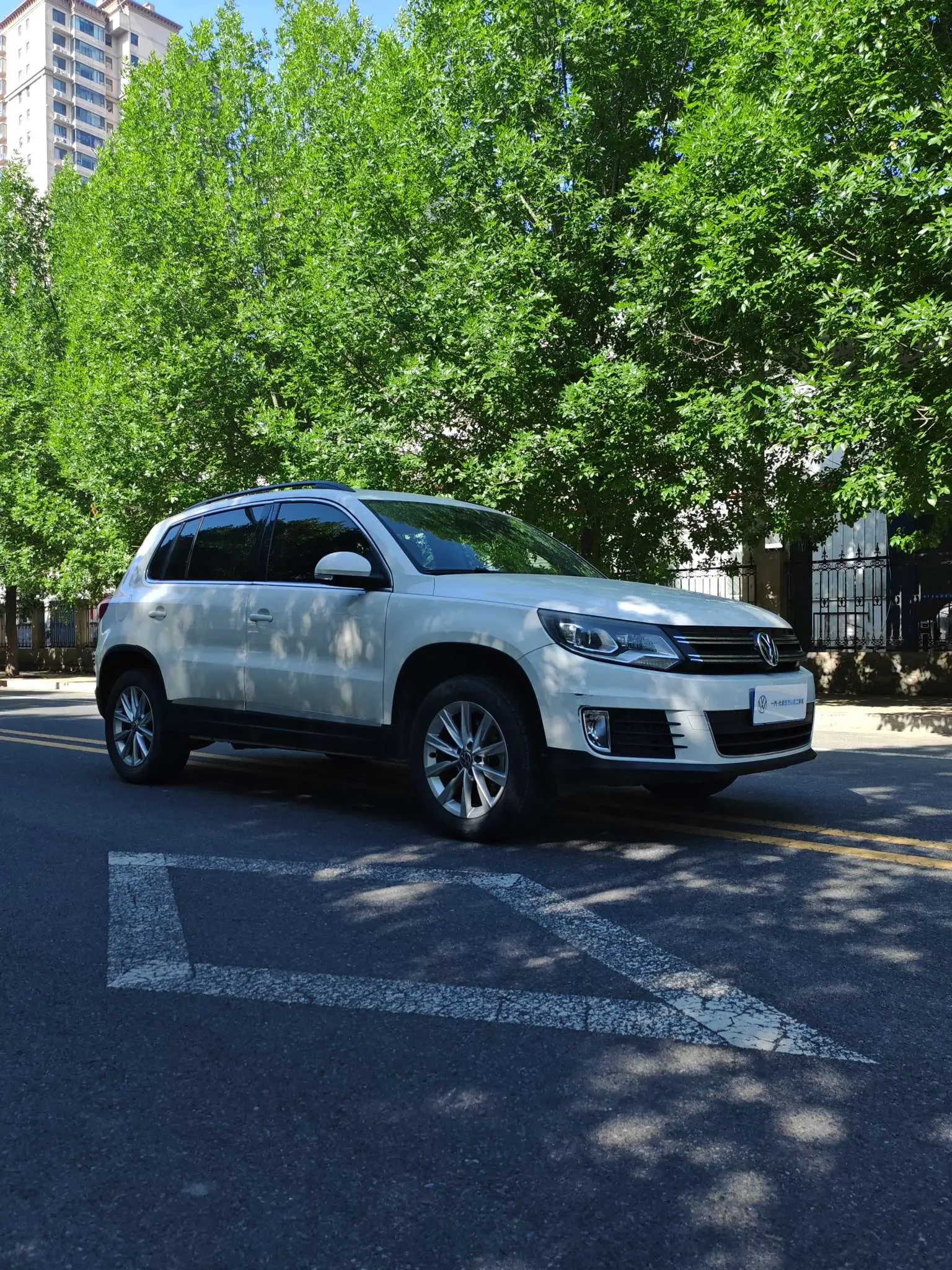 Volkswagen Tiguan (Tharu)