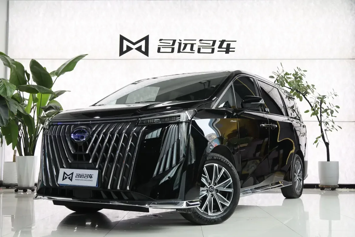 GAC Trumpchi M8