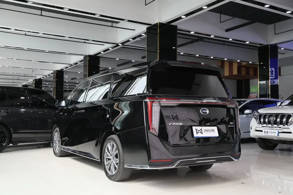 GAC Trumpchi M8