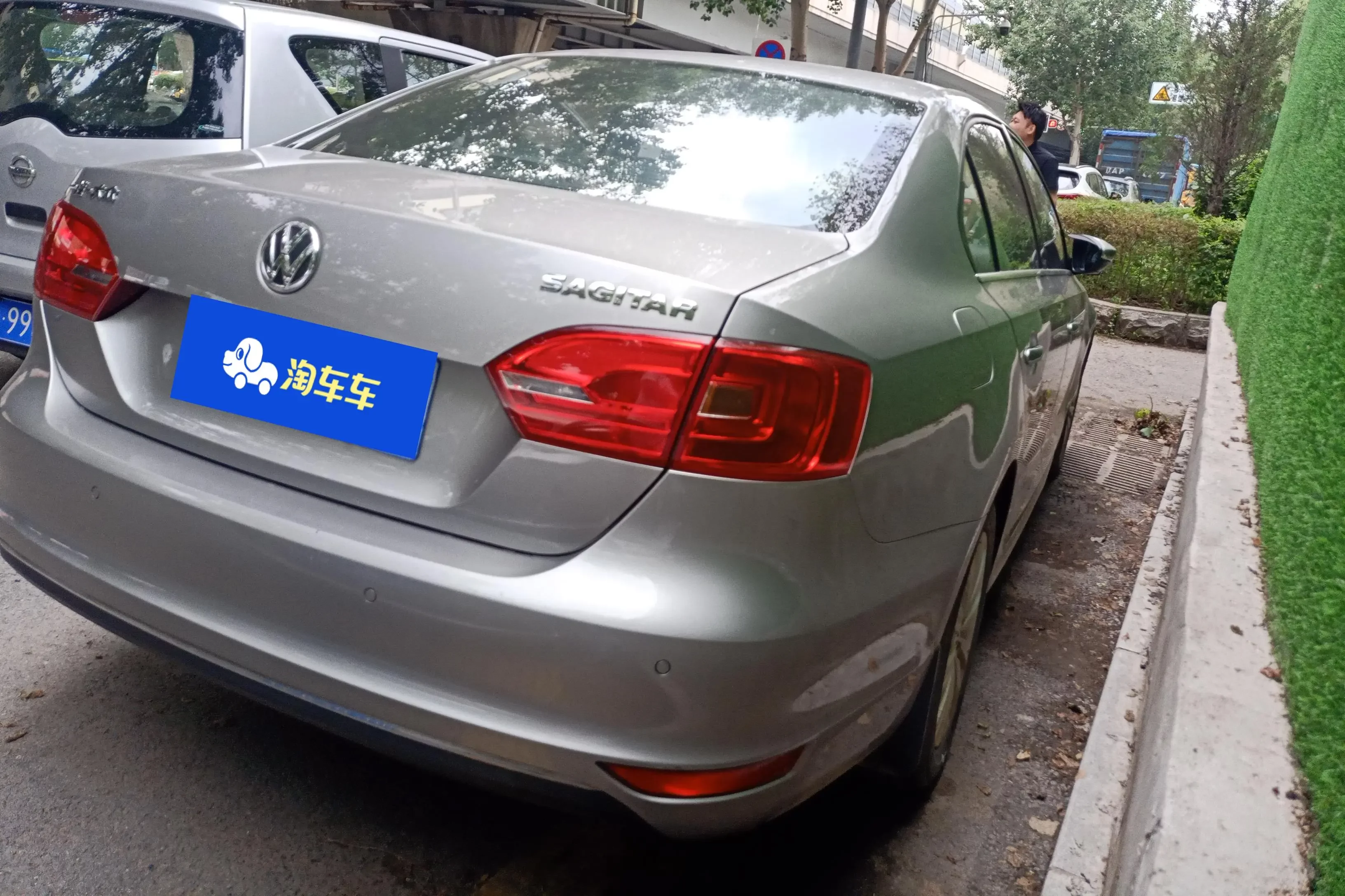 Volkswagen Sagitar