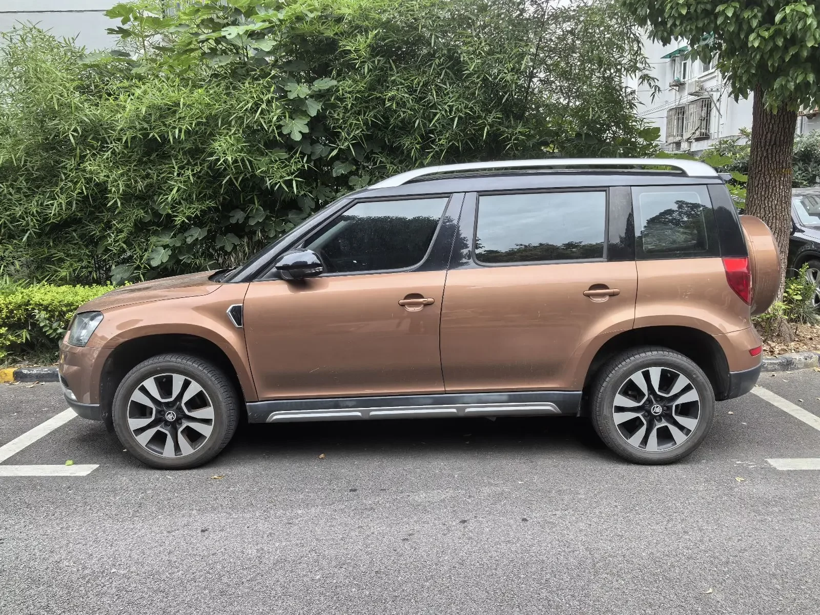 Skoda Yeti  из Китая