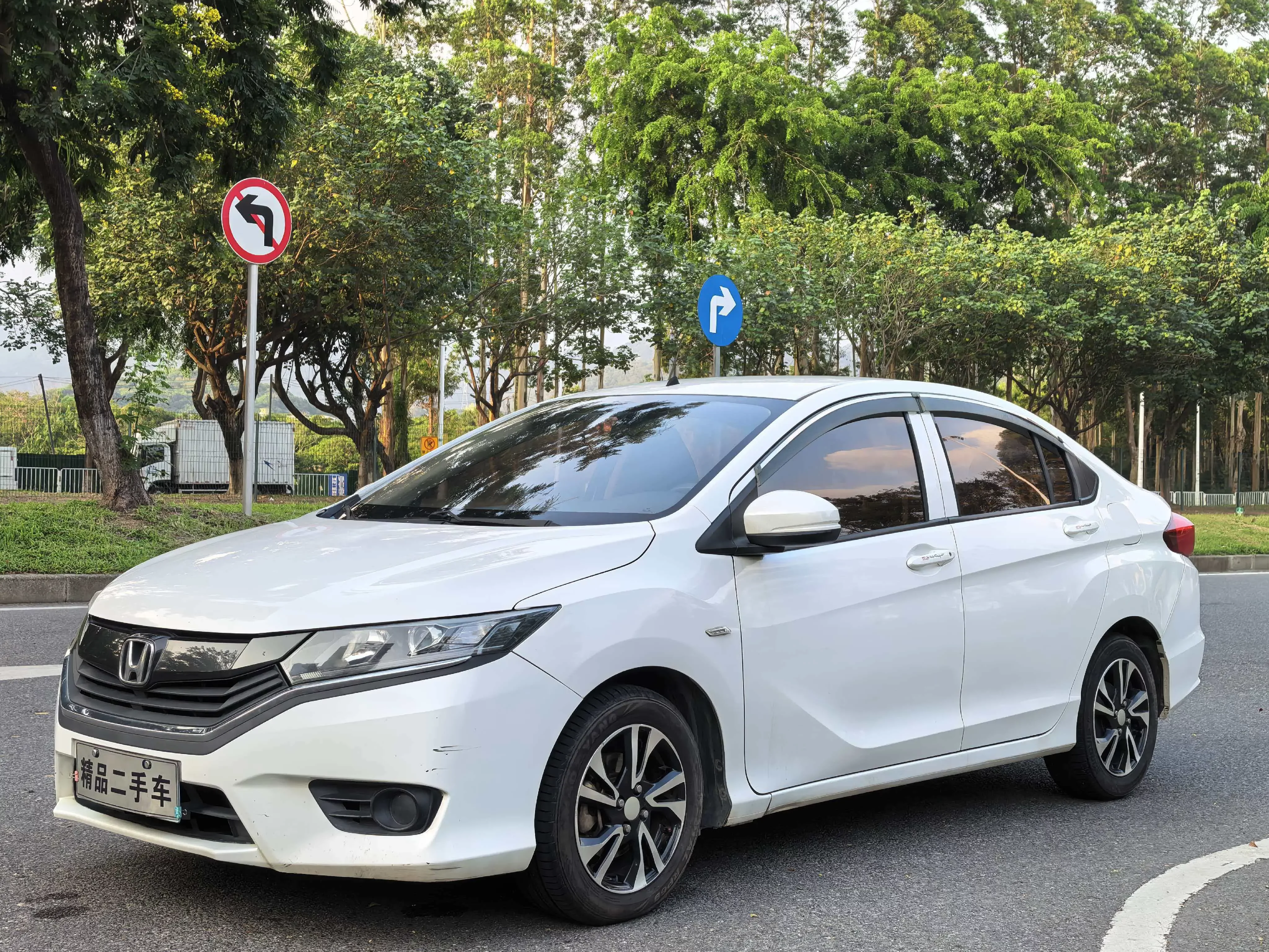 Honda Gray