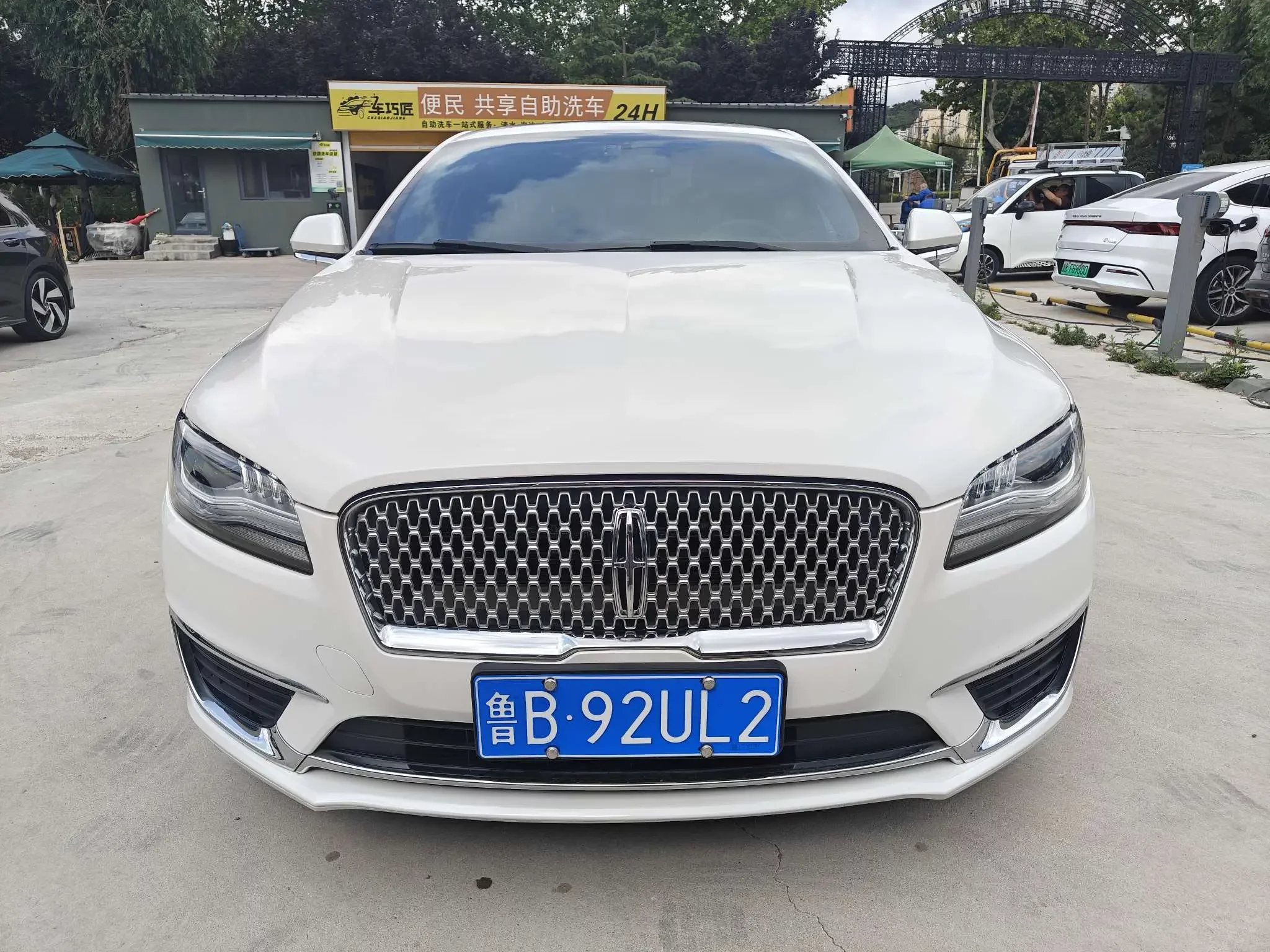 Lincoln MKZ