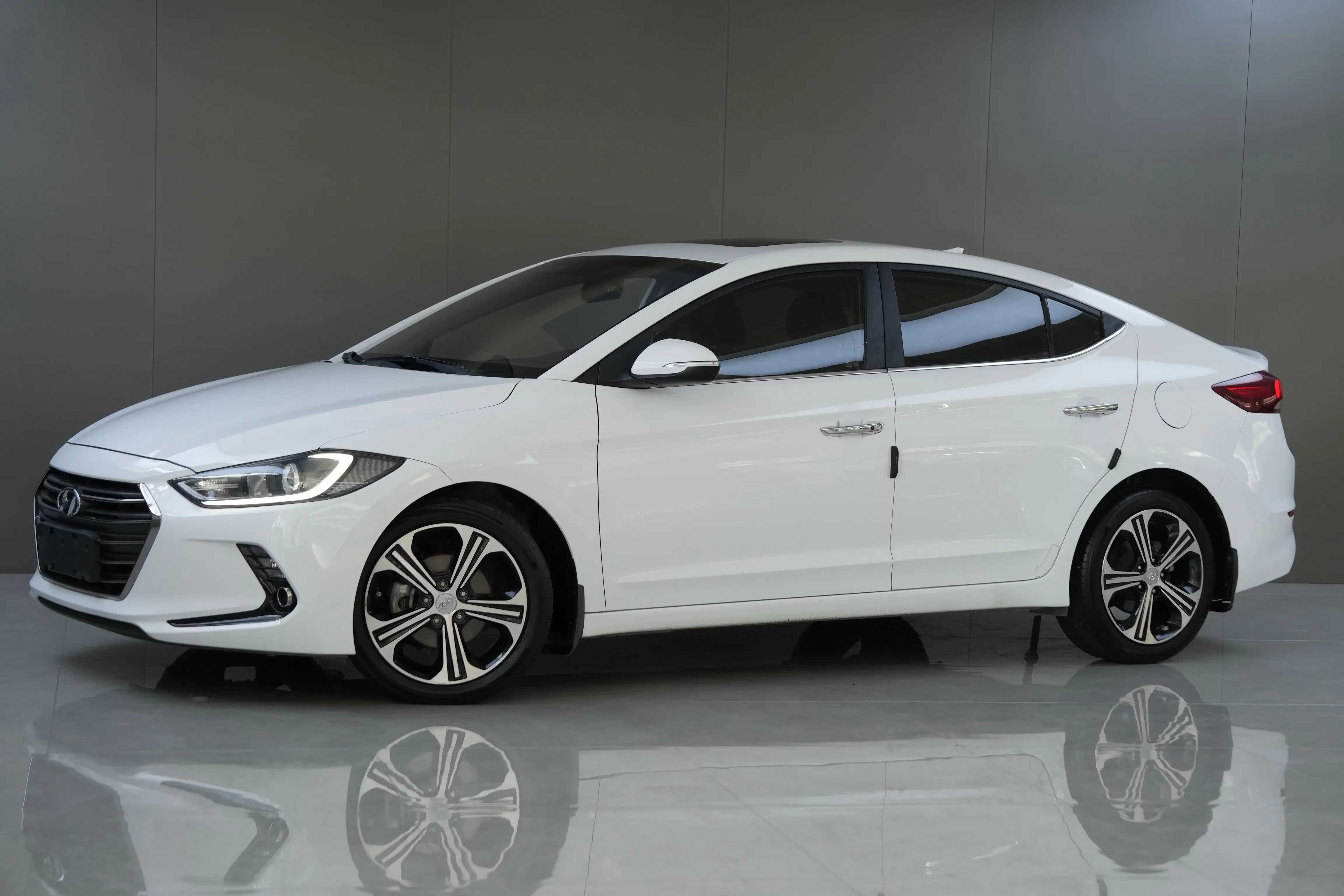 Hyundai lead  из Китая