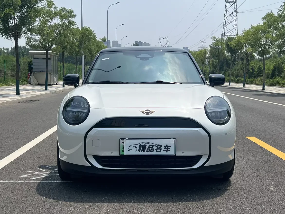 MINI ELECTRIC  COOPER