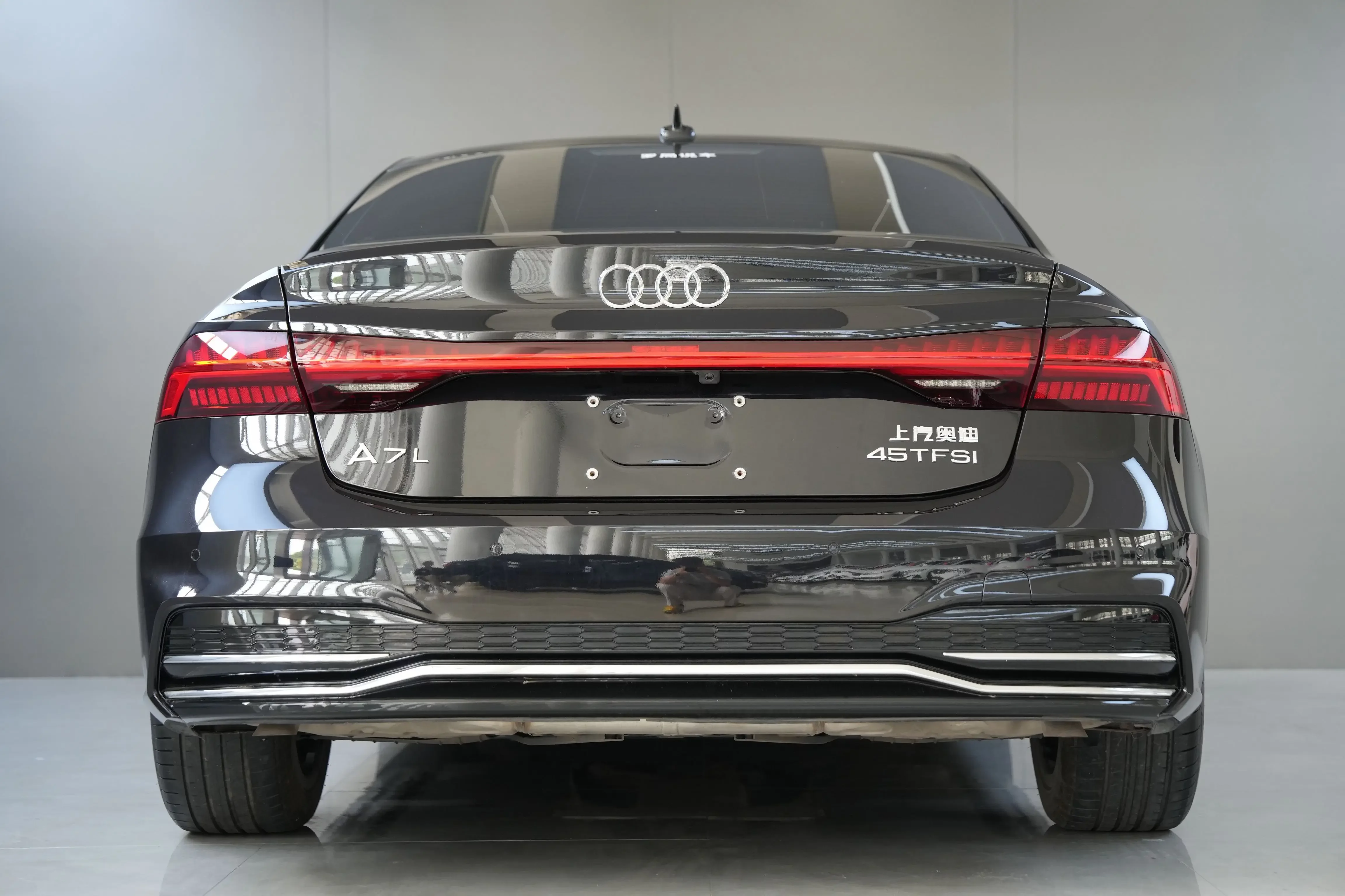 Audi A7L