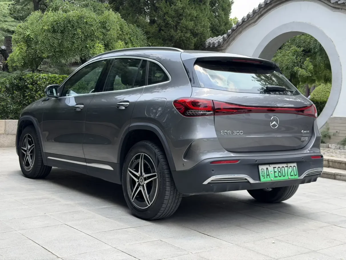 Mercedes-Benz EQA