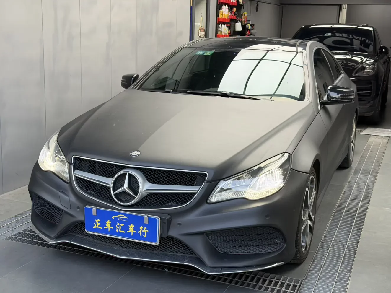 Mercedes-Benz E-Class  из Китая