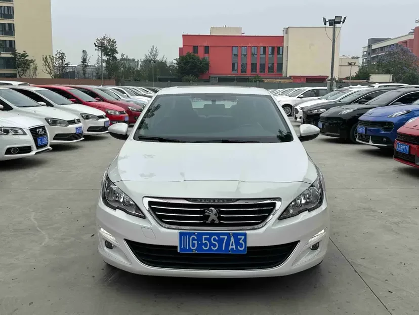 Peugeot 408