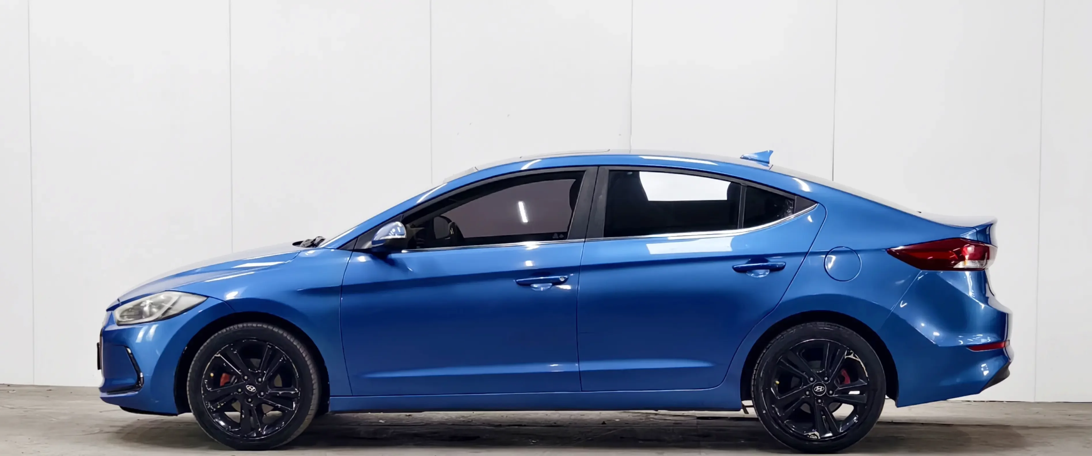 Hyundai lead
