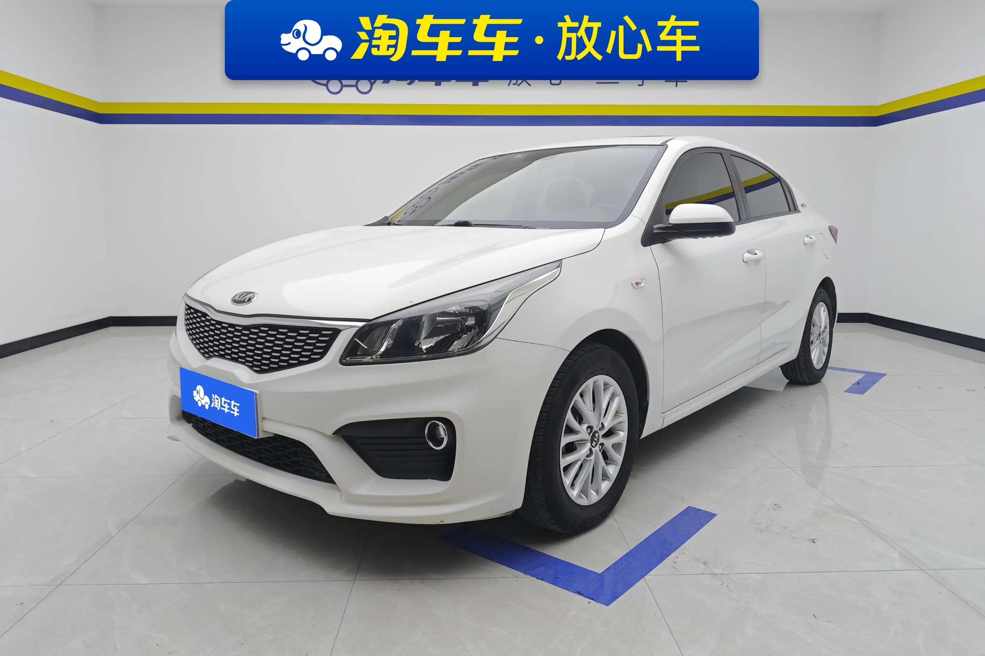 Kia K2  из Китая