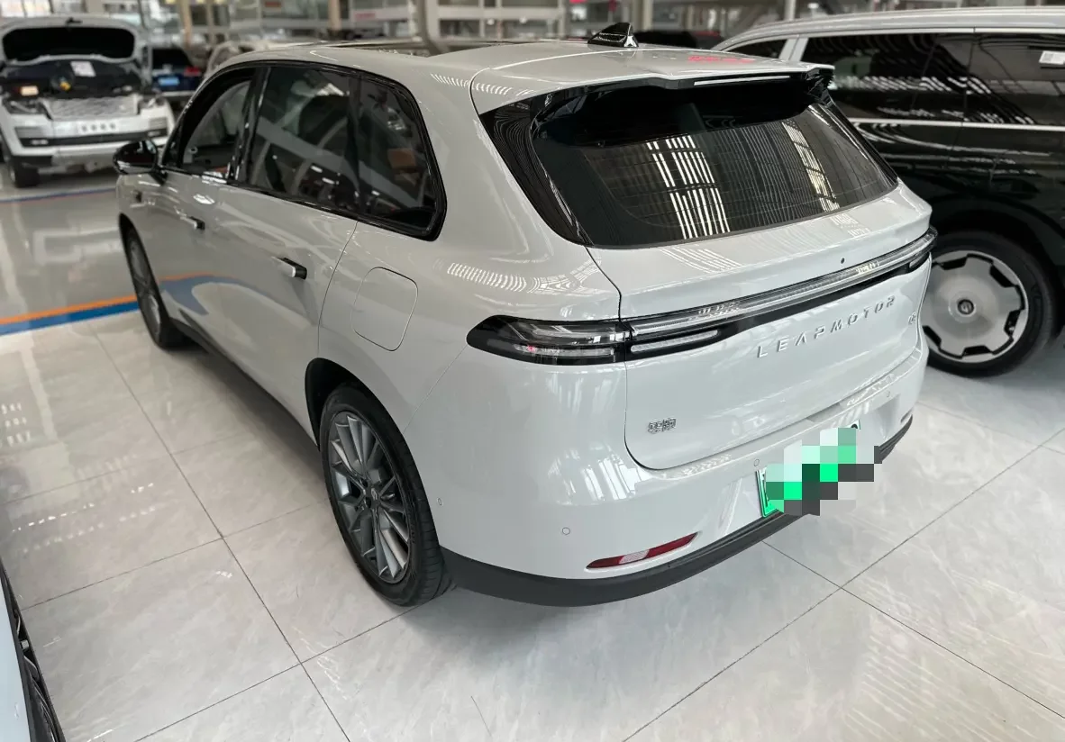 Leapmotor Zero running C10