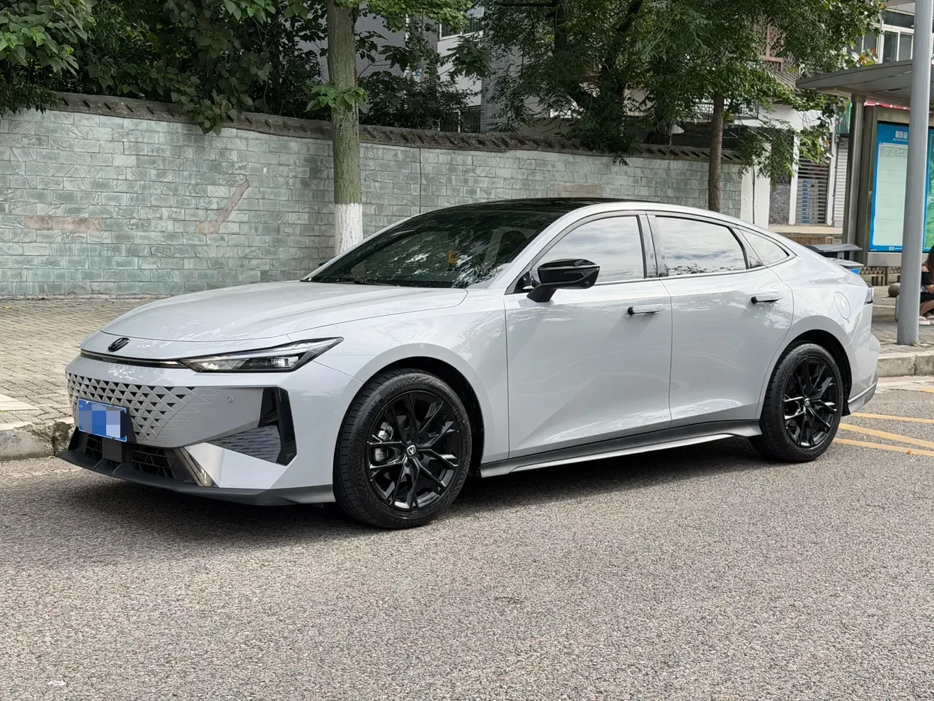 Changan UNI-V