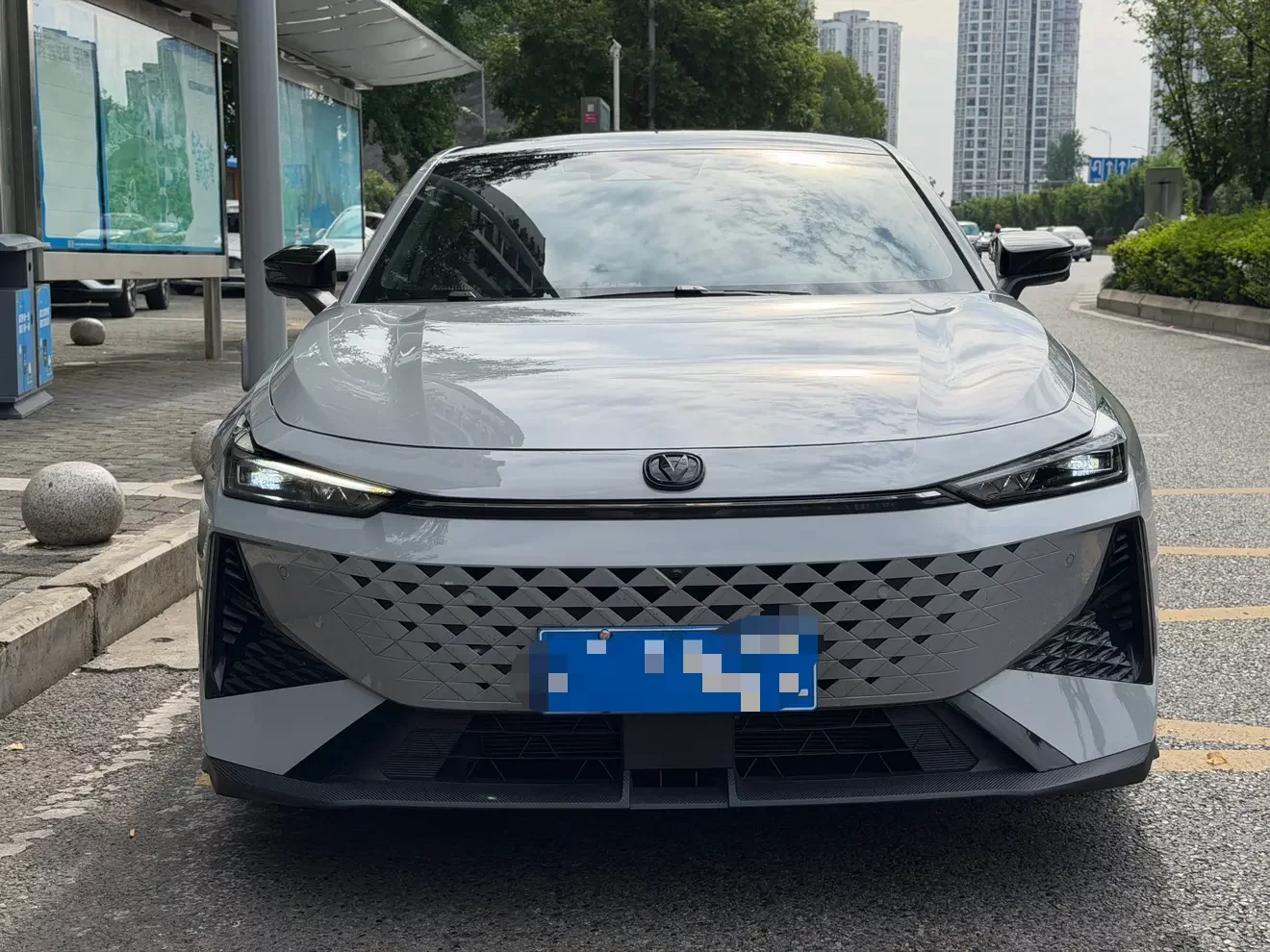 Changan UNI-V