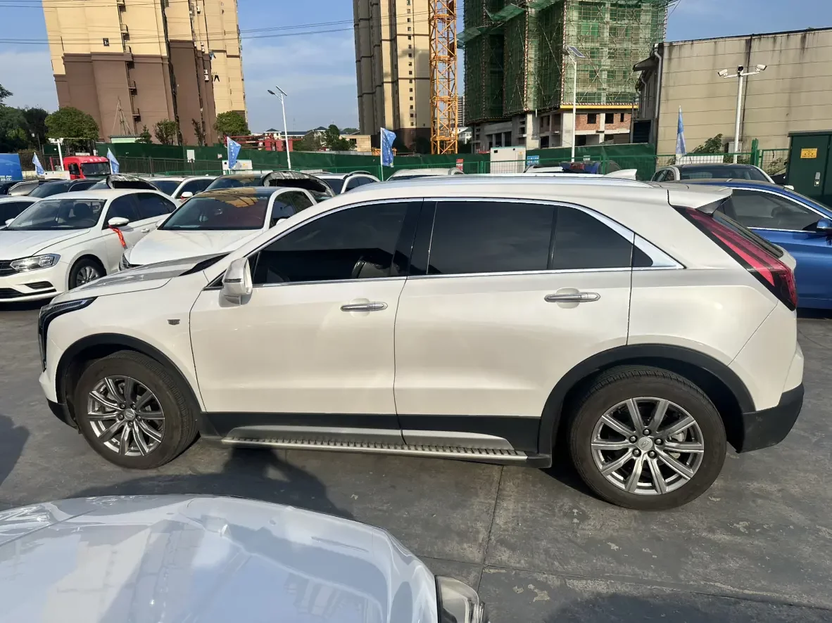 Cadillac XT4