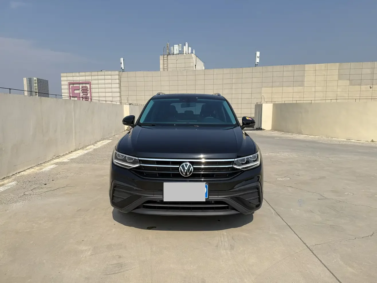 Volkswagen Tiguan L