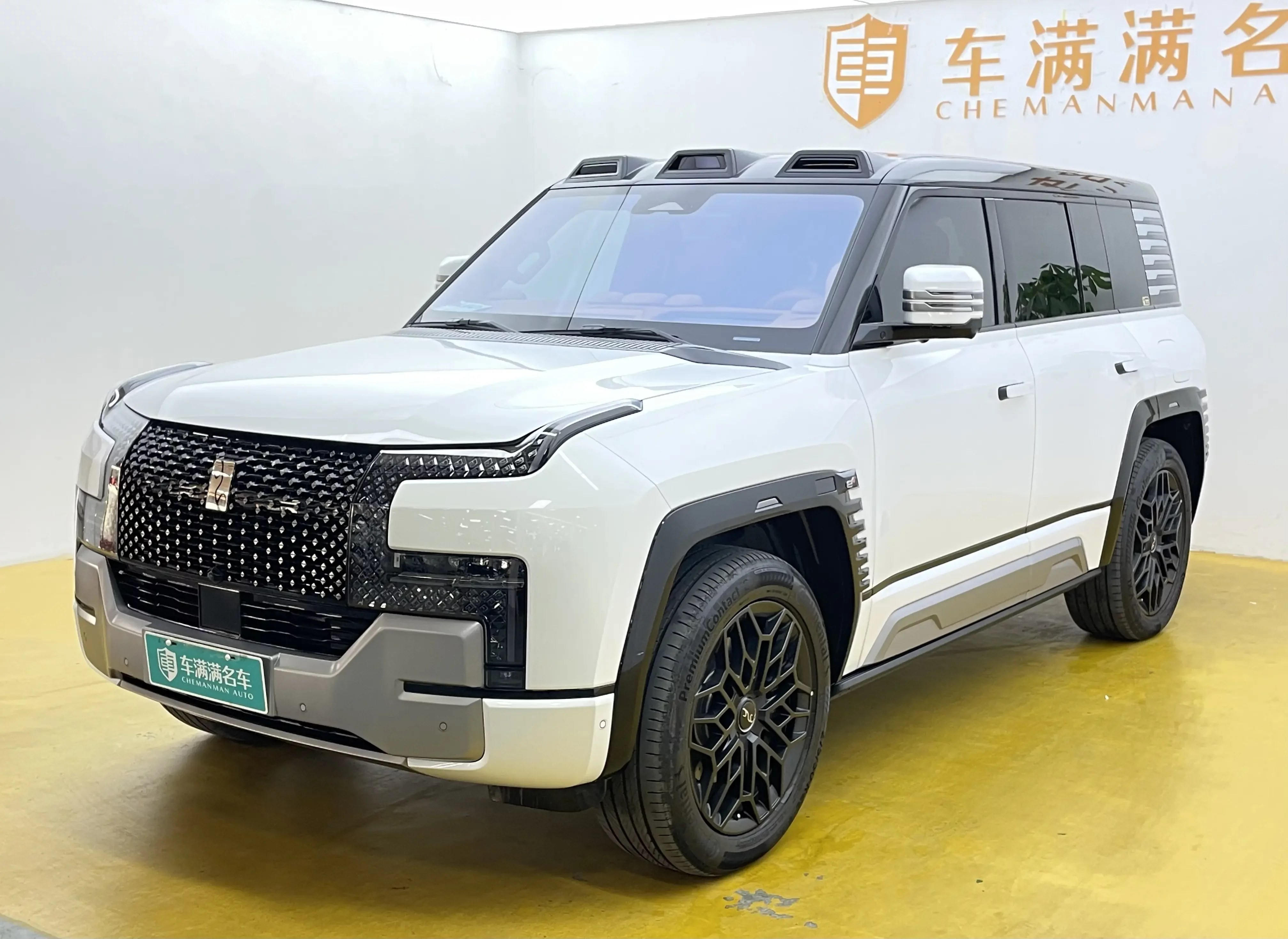 BYD Yangwang U8