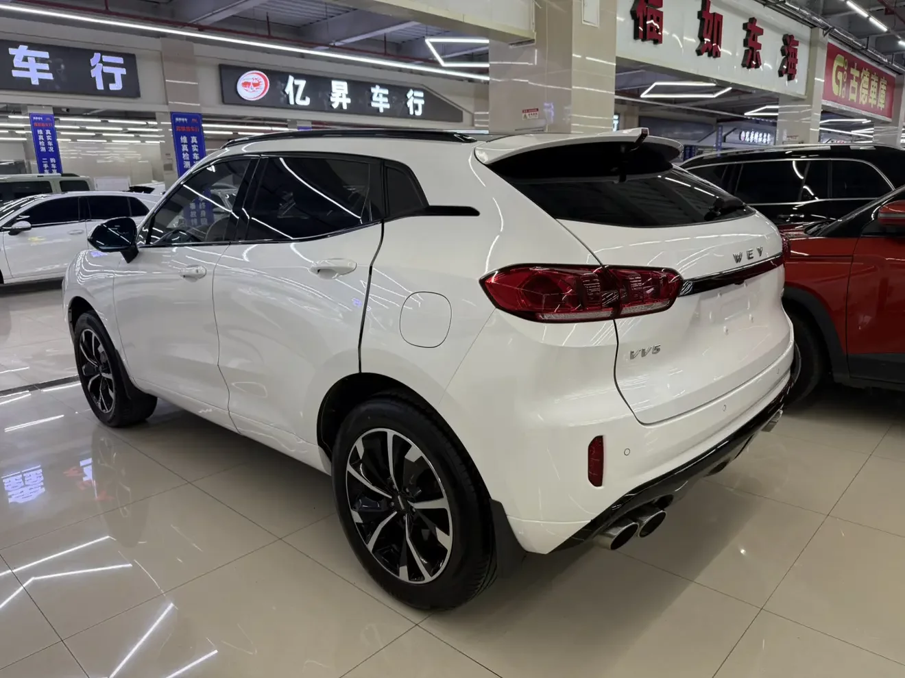 Wey Wei brand VV5