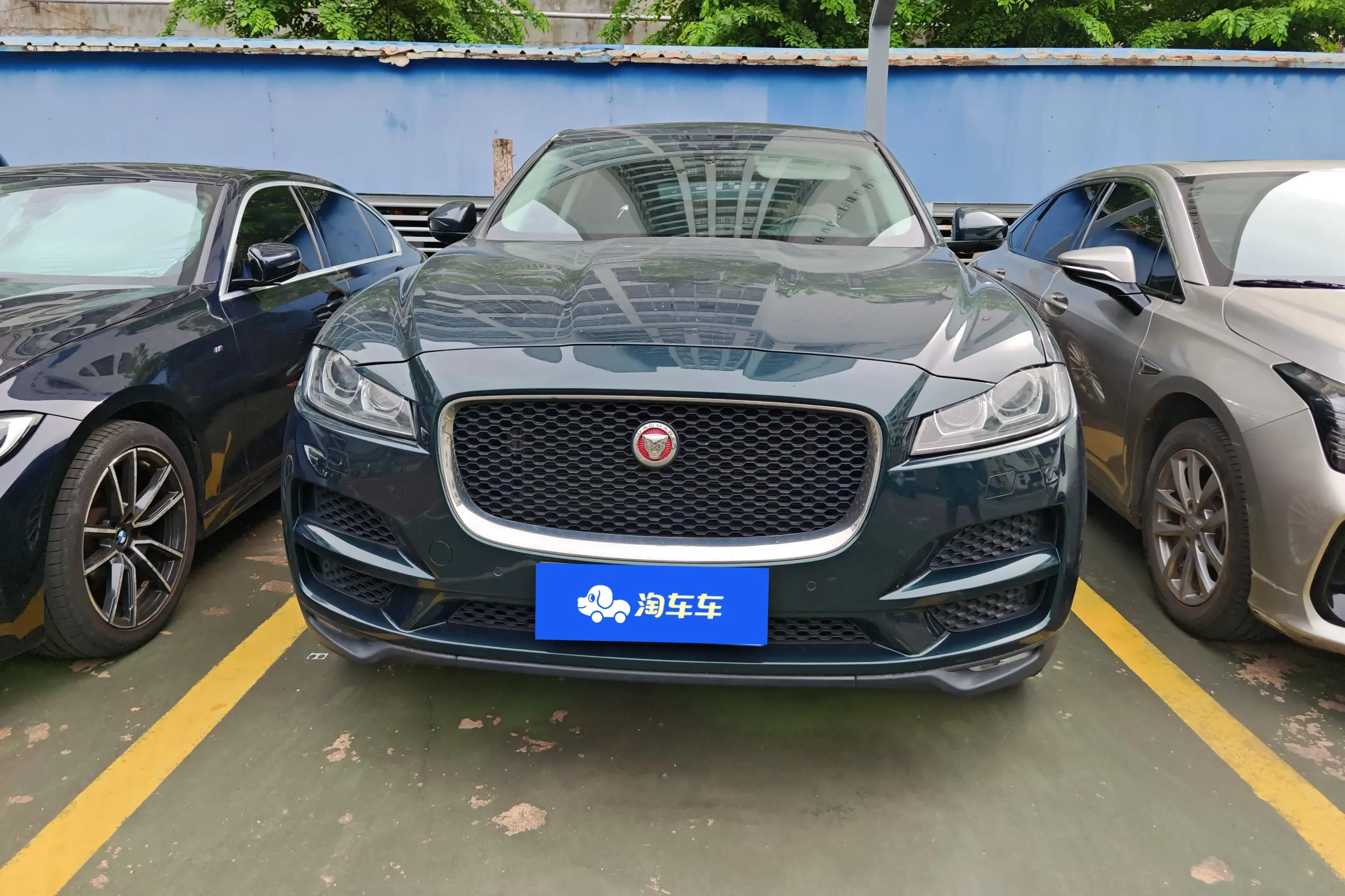 Jaguar F-PACE  из Китая