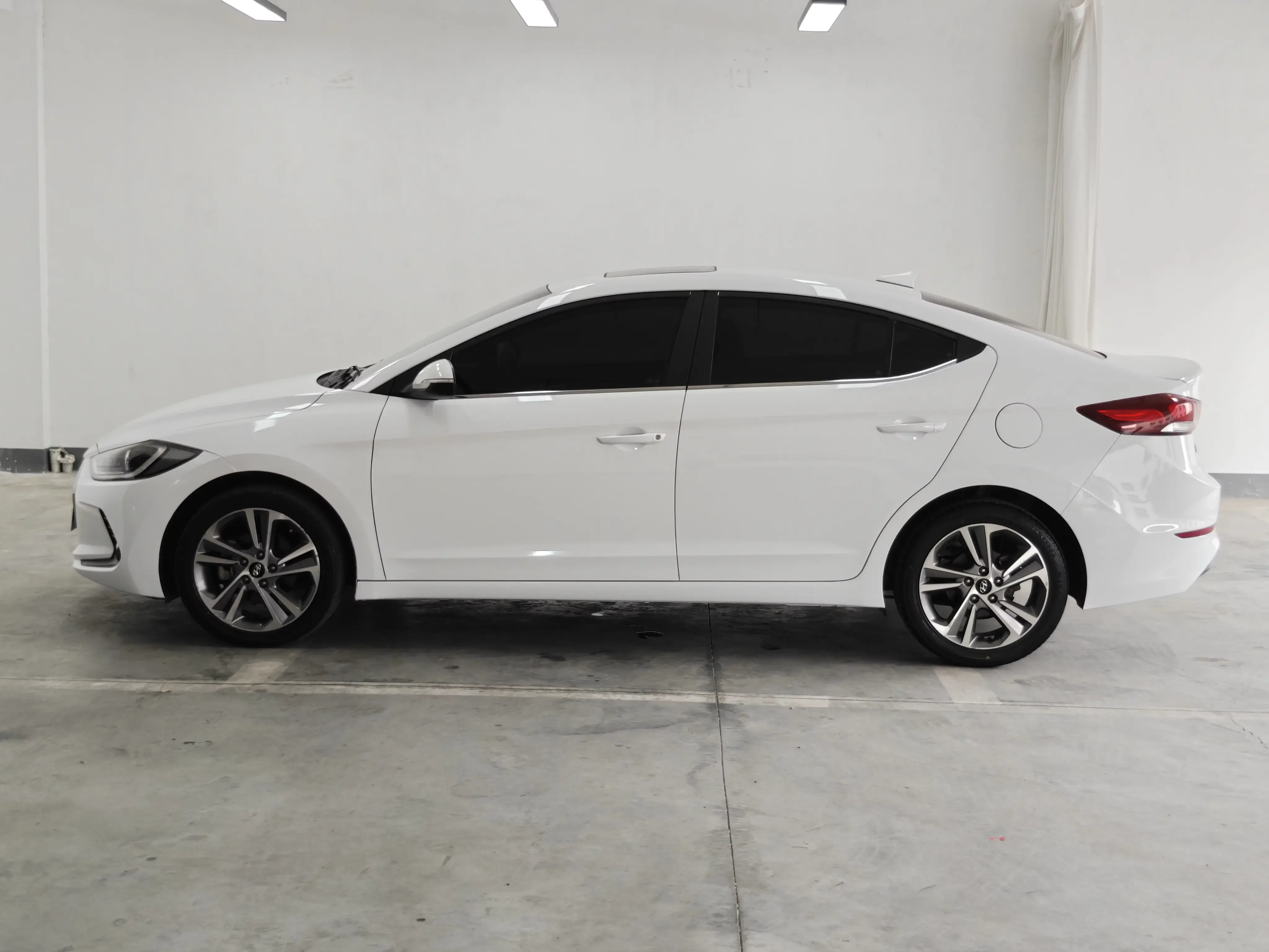 Hyundai lead