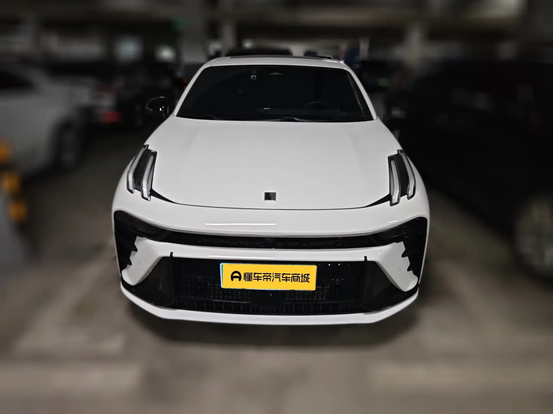 Lynk & Co 03
