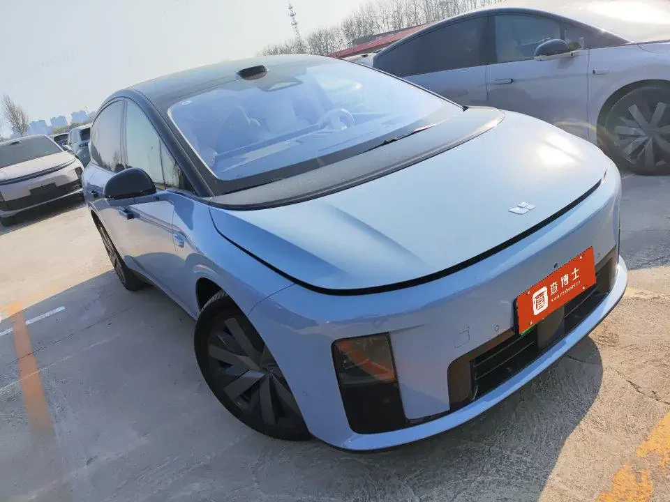 Li Ideal i8