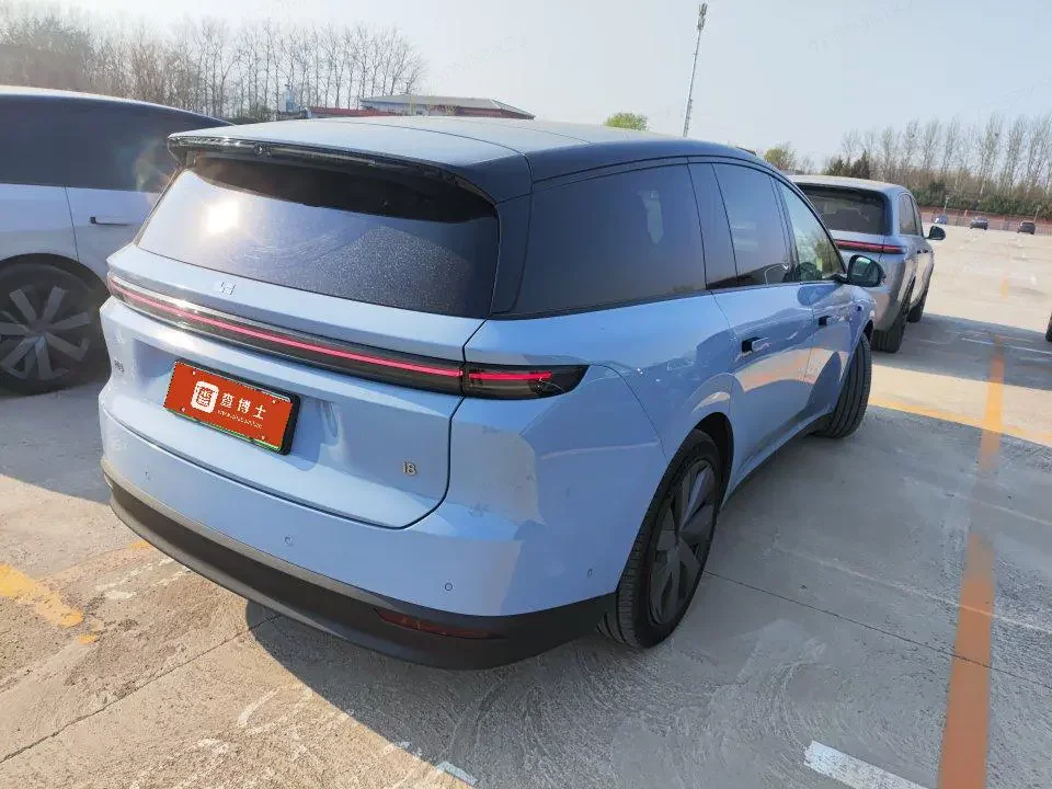 Li Ideal i8