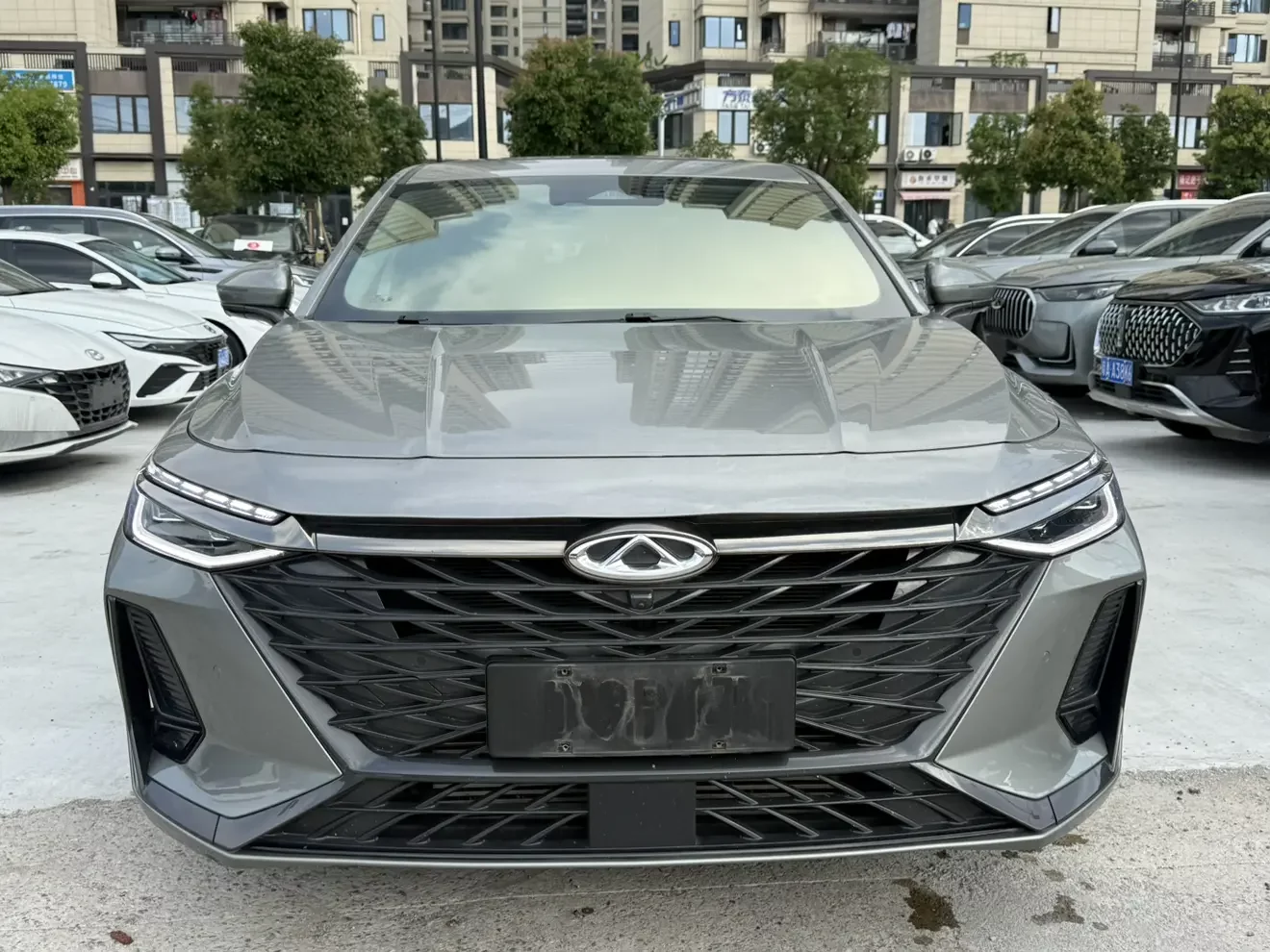 Chery Arrizo 8