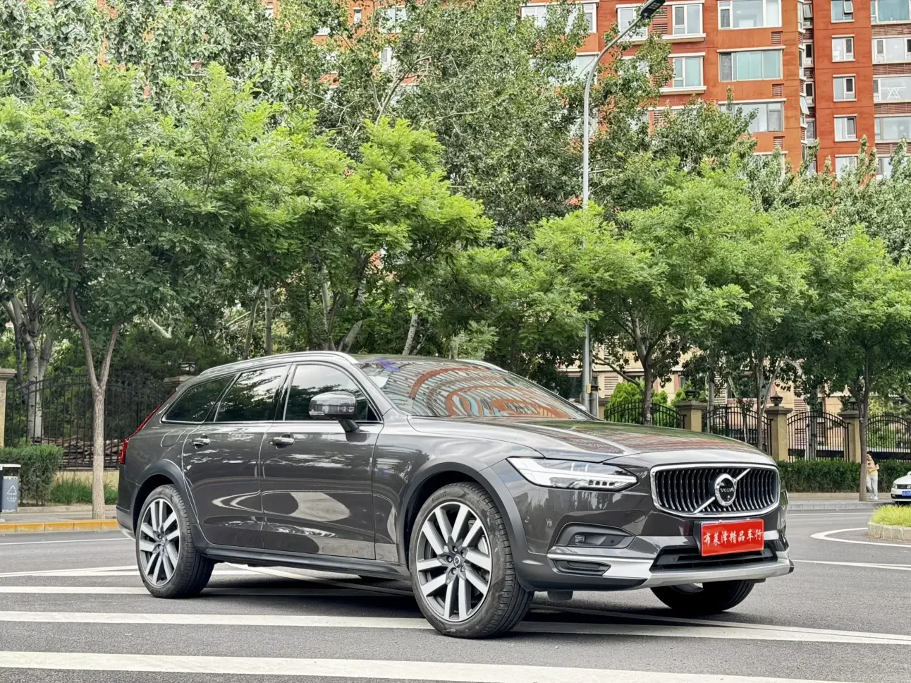 Volvo V90