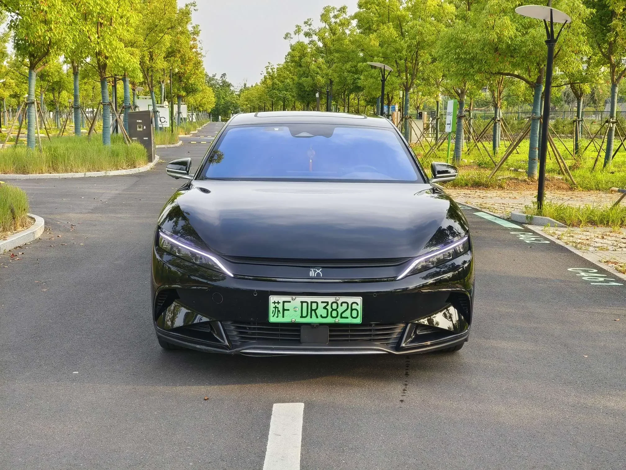 BYD Han EV