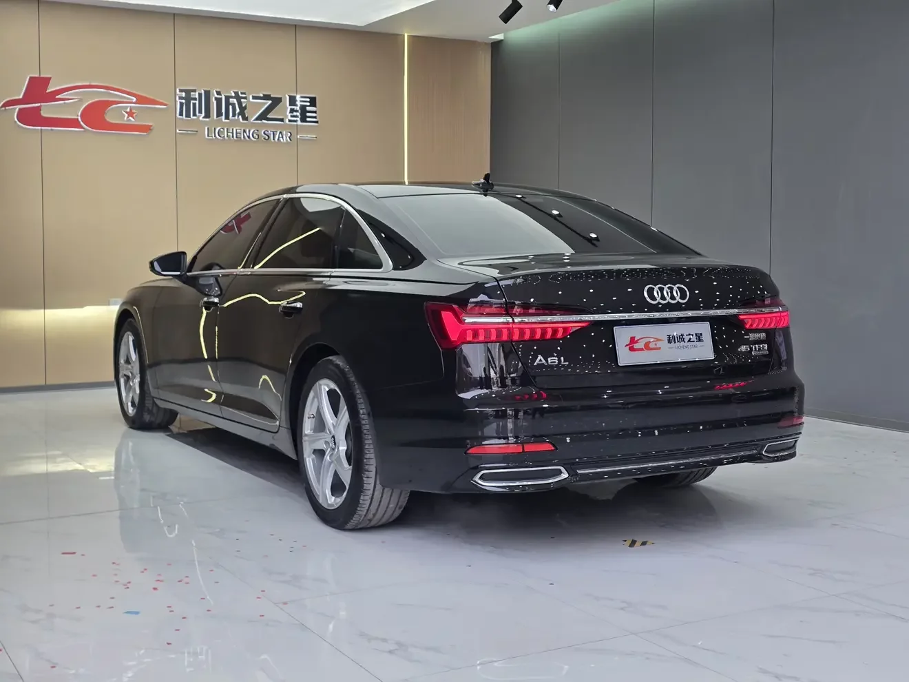 Audi A6L