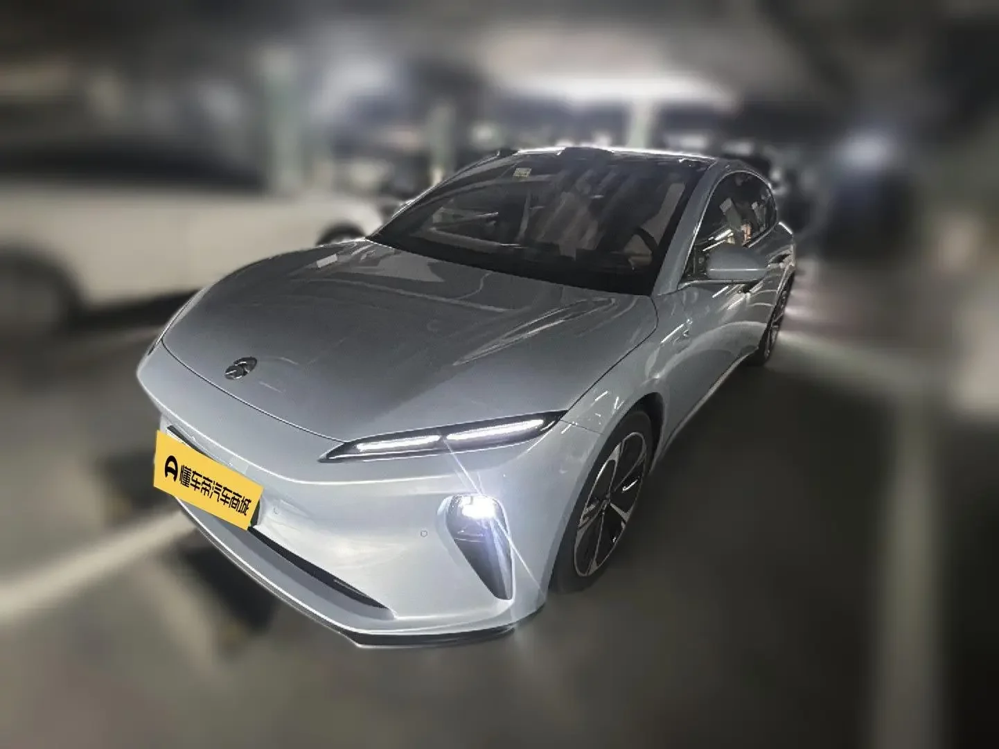 NIO ET5T  из Китая