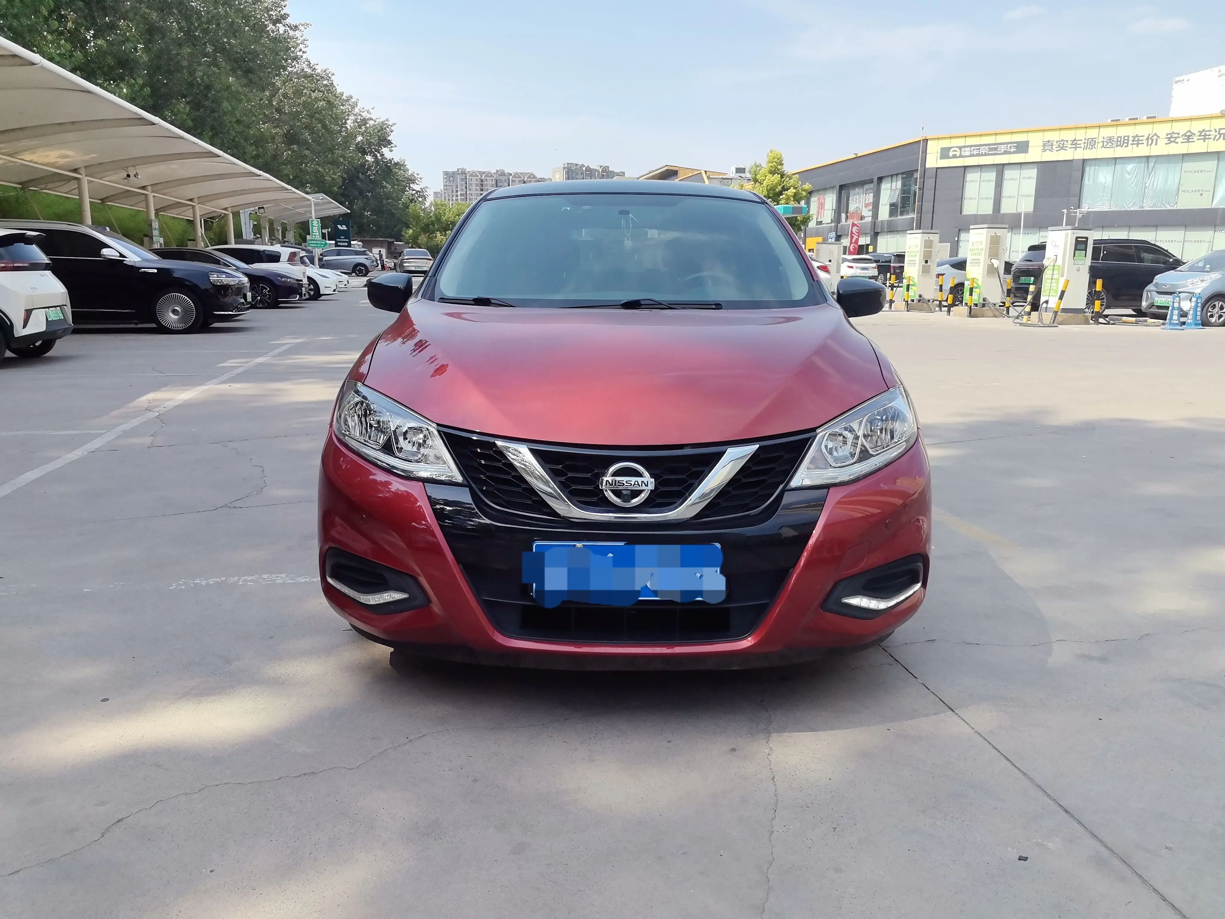 Nissan Tiida  из Китая