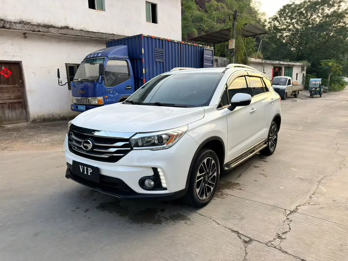 GAC Trumpchi GS4  из Китая