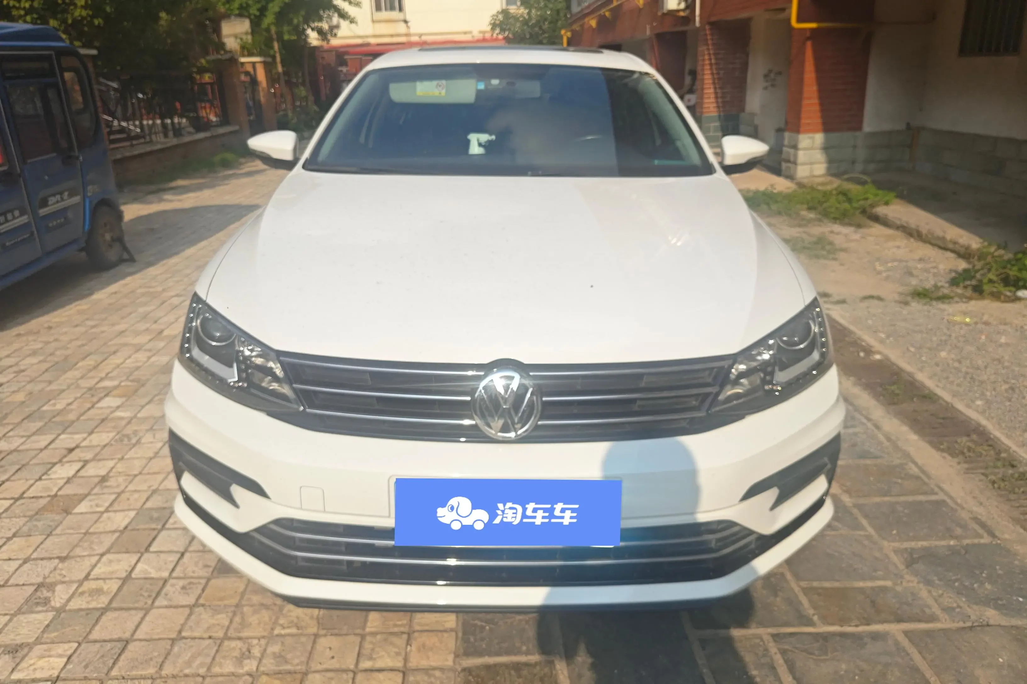 Volkswagen Sagitar