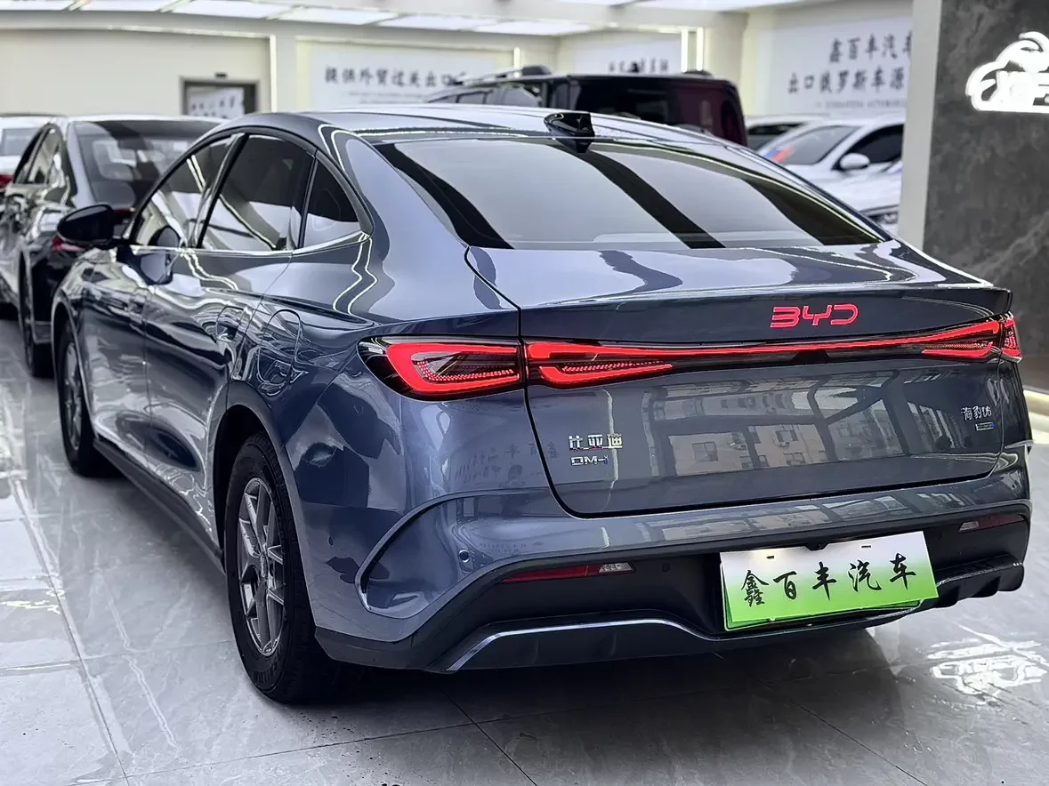 BYD Seal 06DM