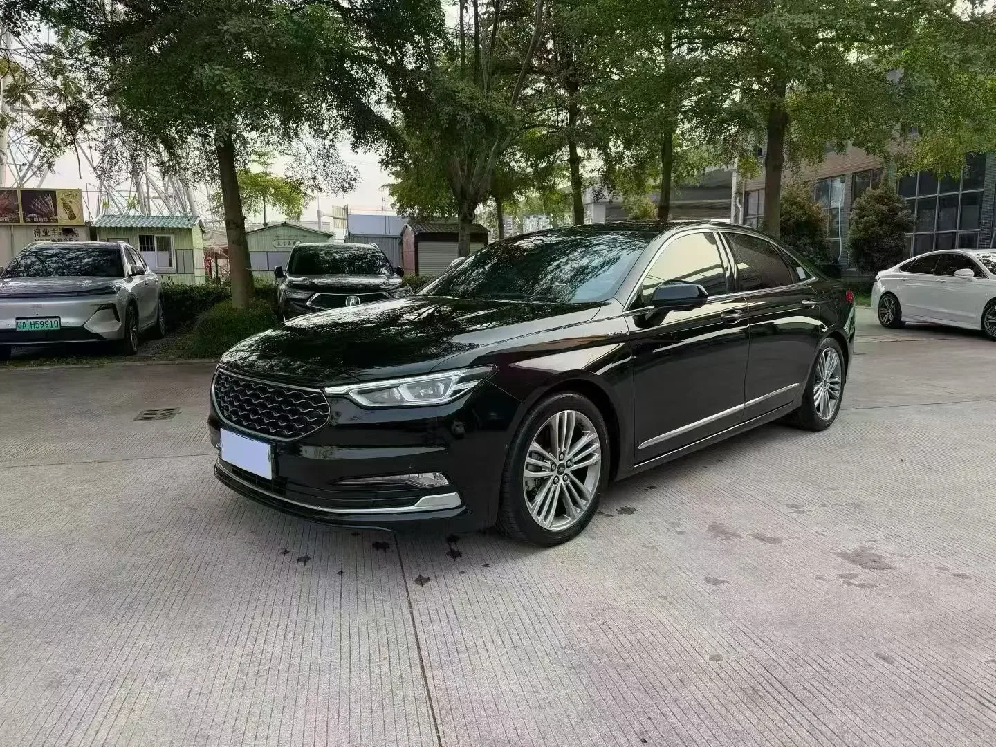 Ford Taurus