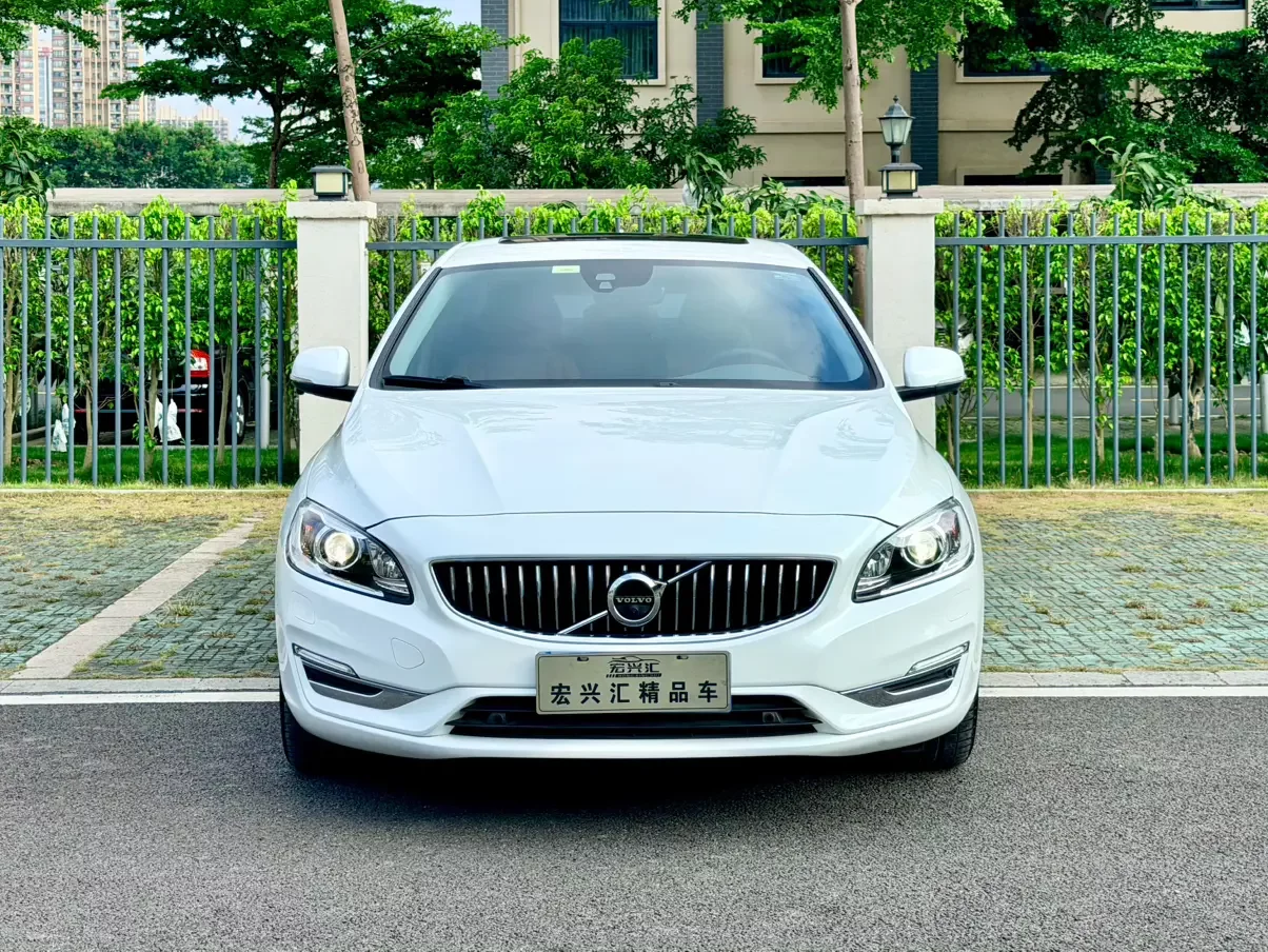 Volvo S60