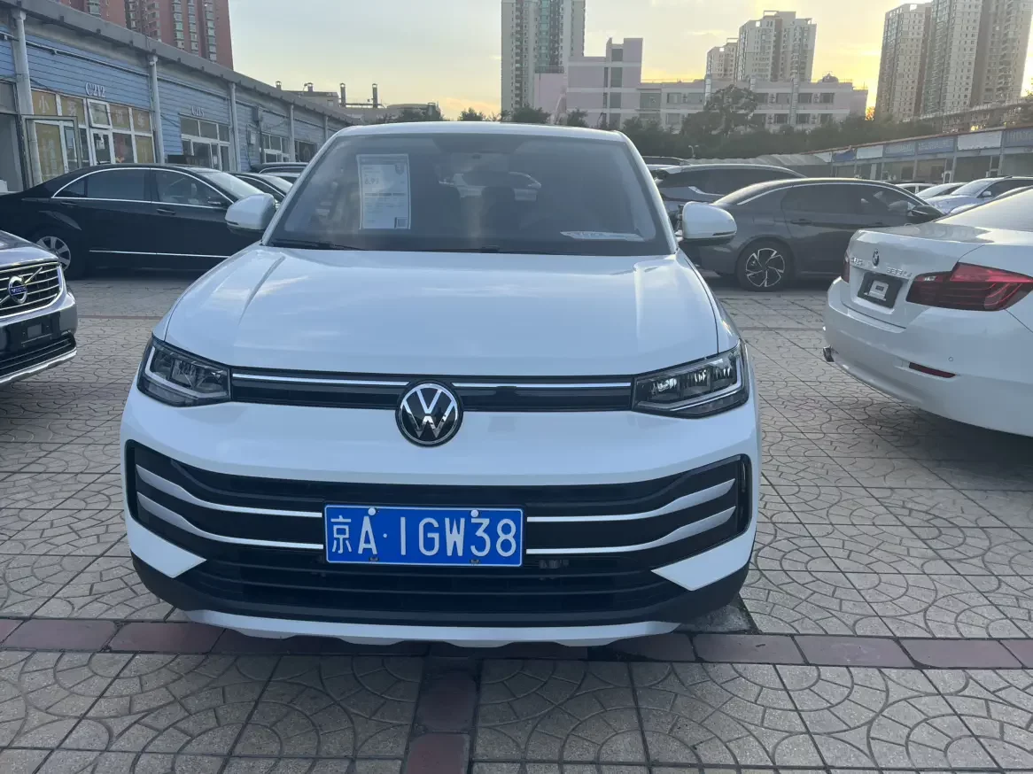 Volkswagen Tharu