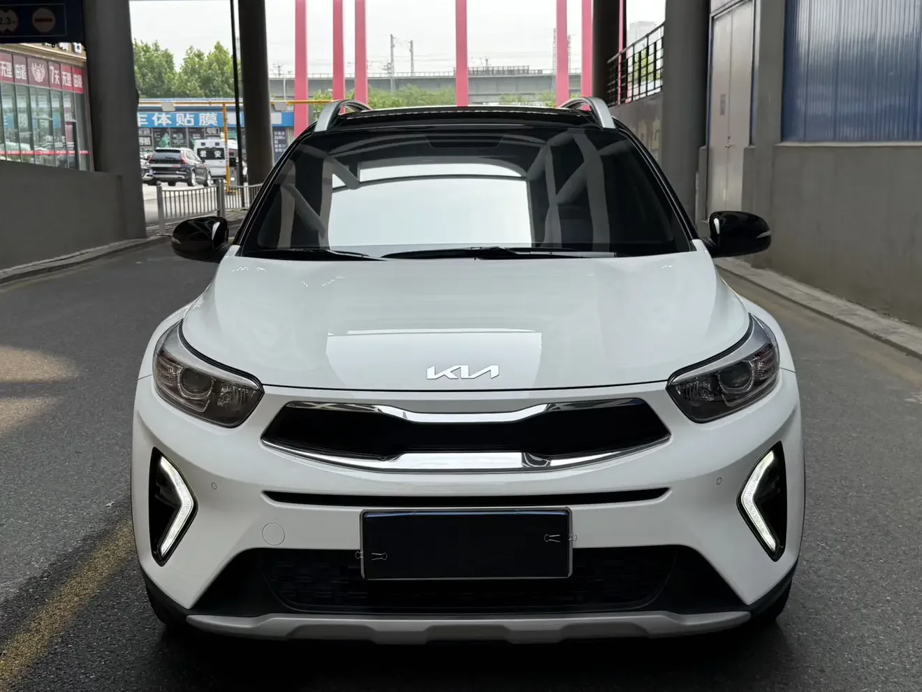 Kia KX1