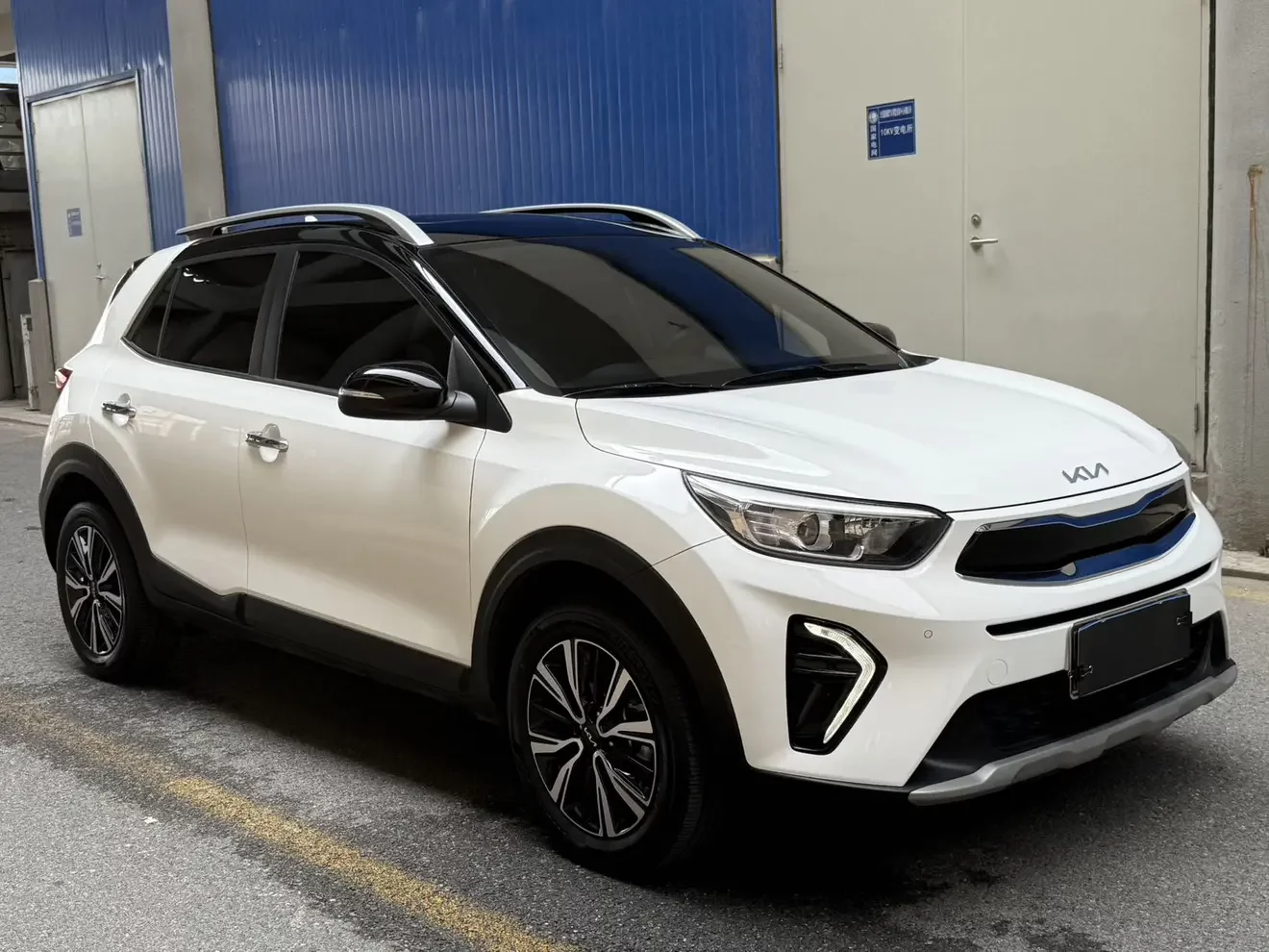 Kia KX1