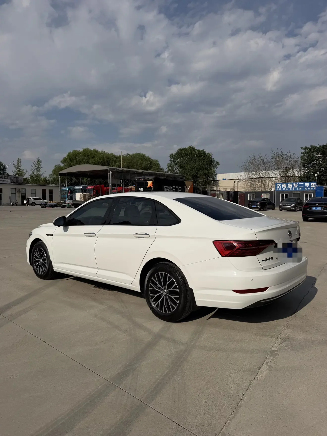 Volkswagen Sagitar