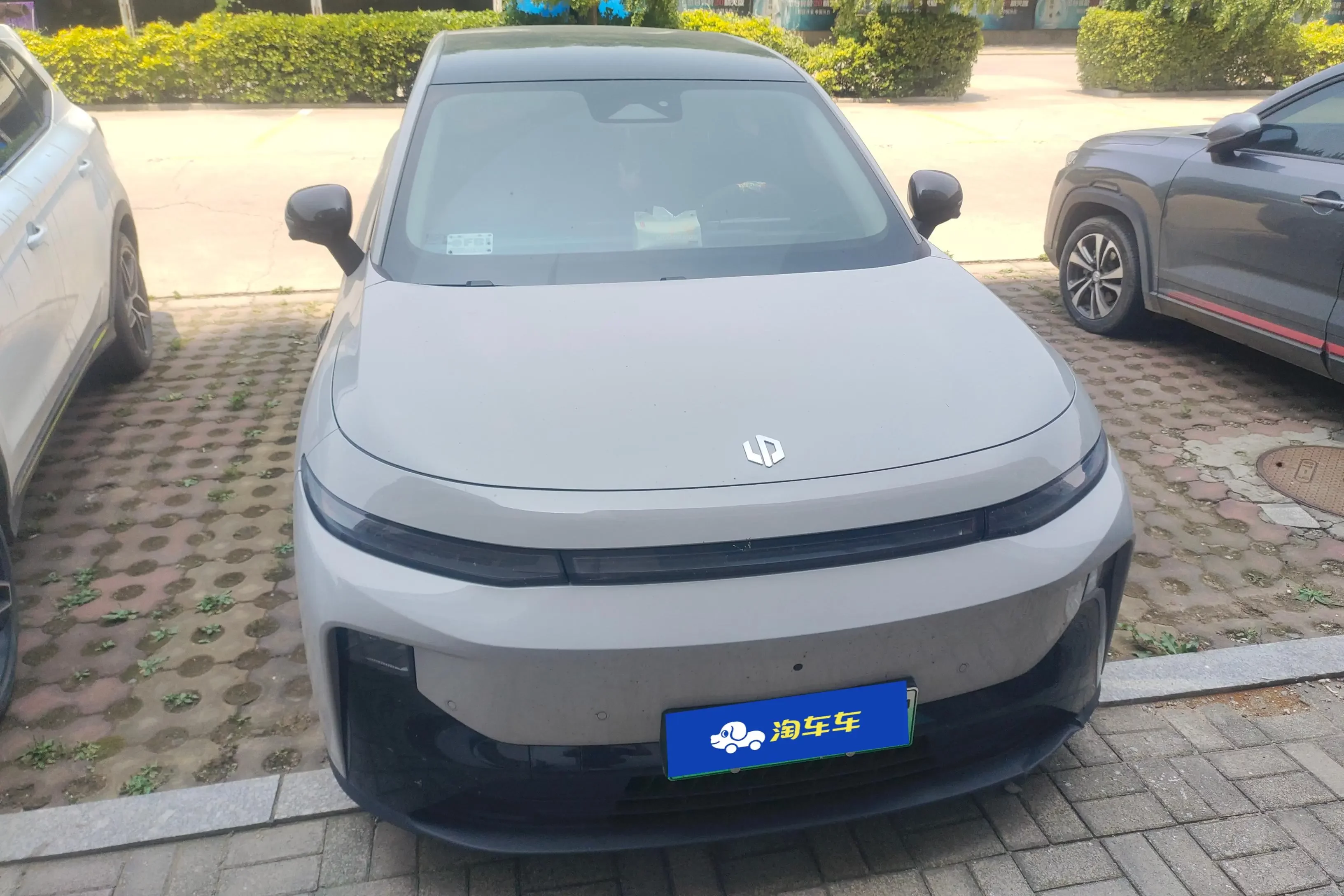Leapmotor B10