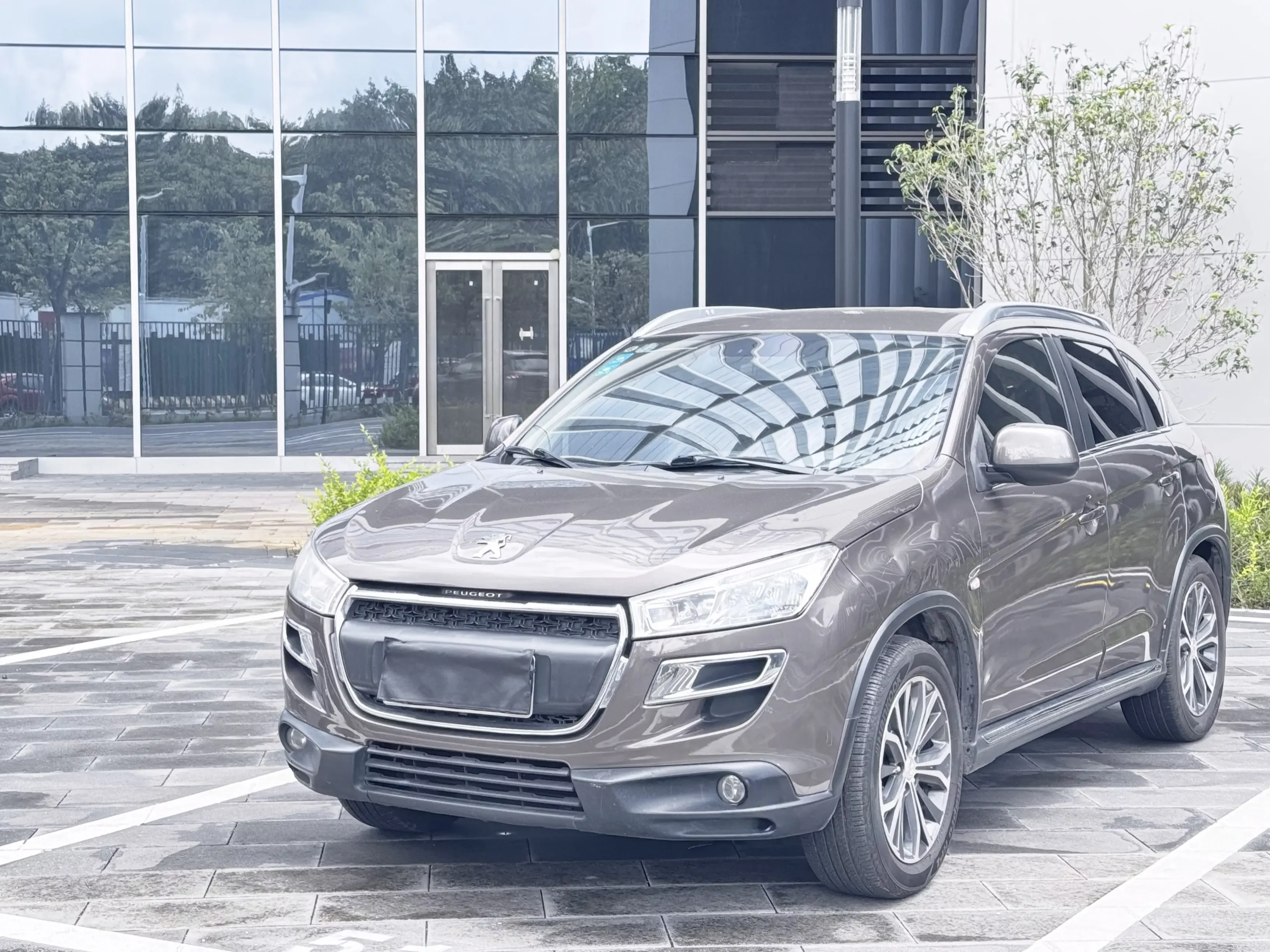 Peugeot 4008