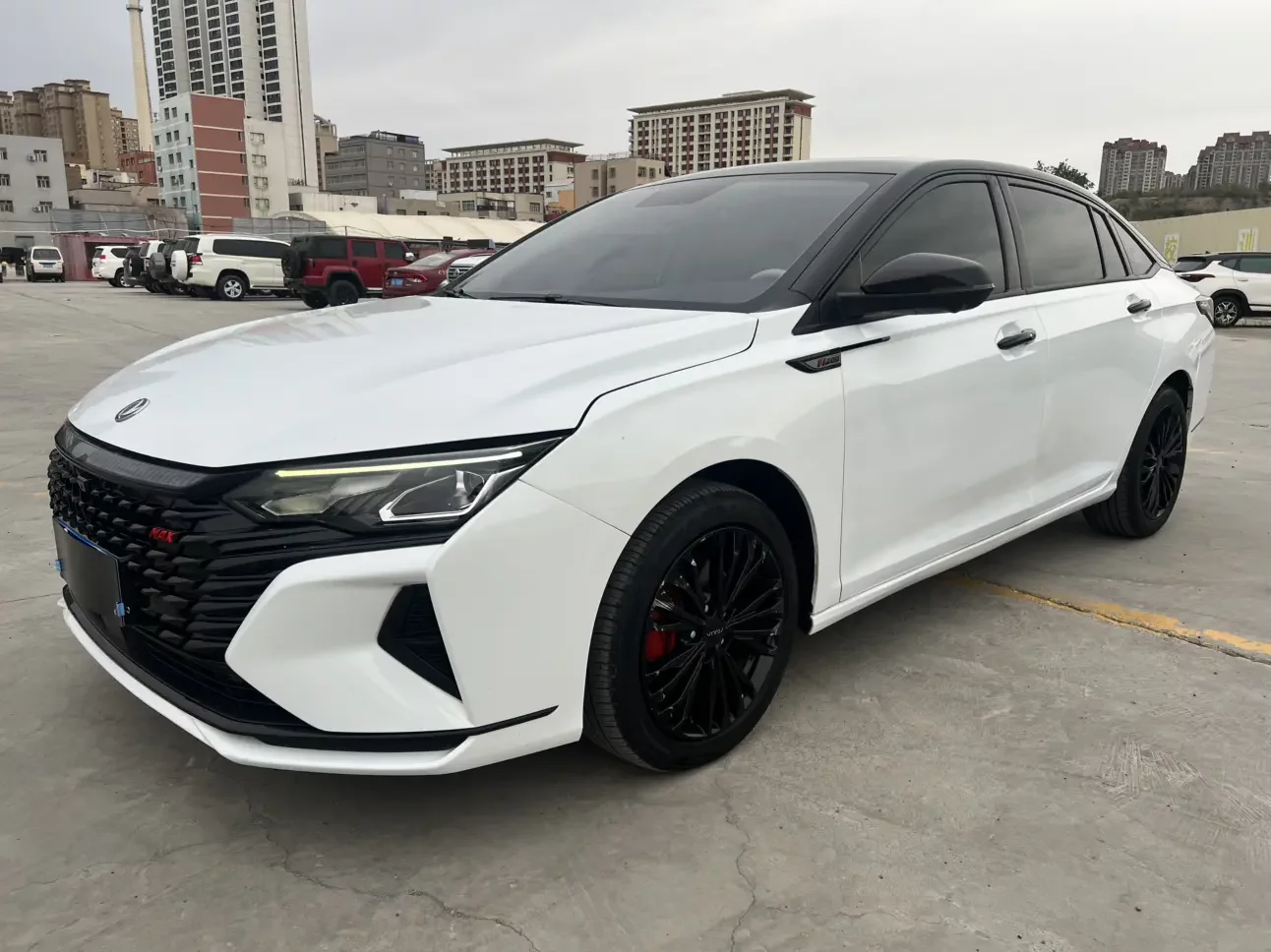 Dongfeng Yixuan MAX