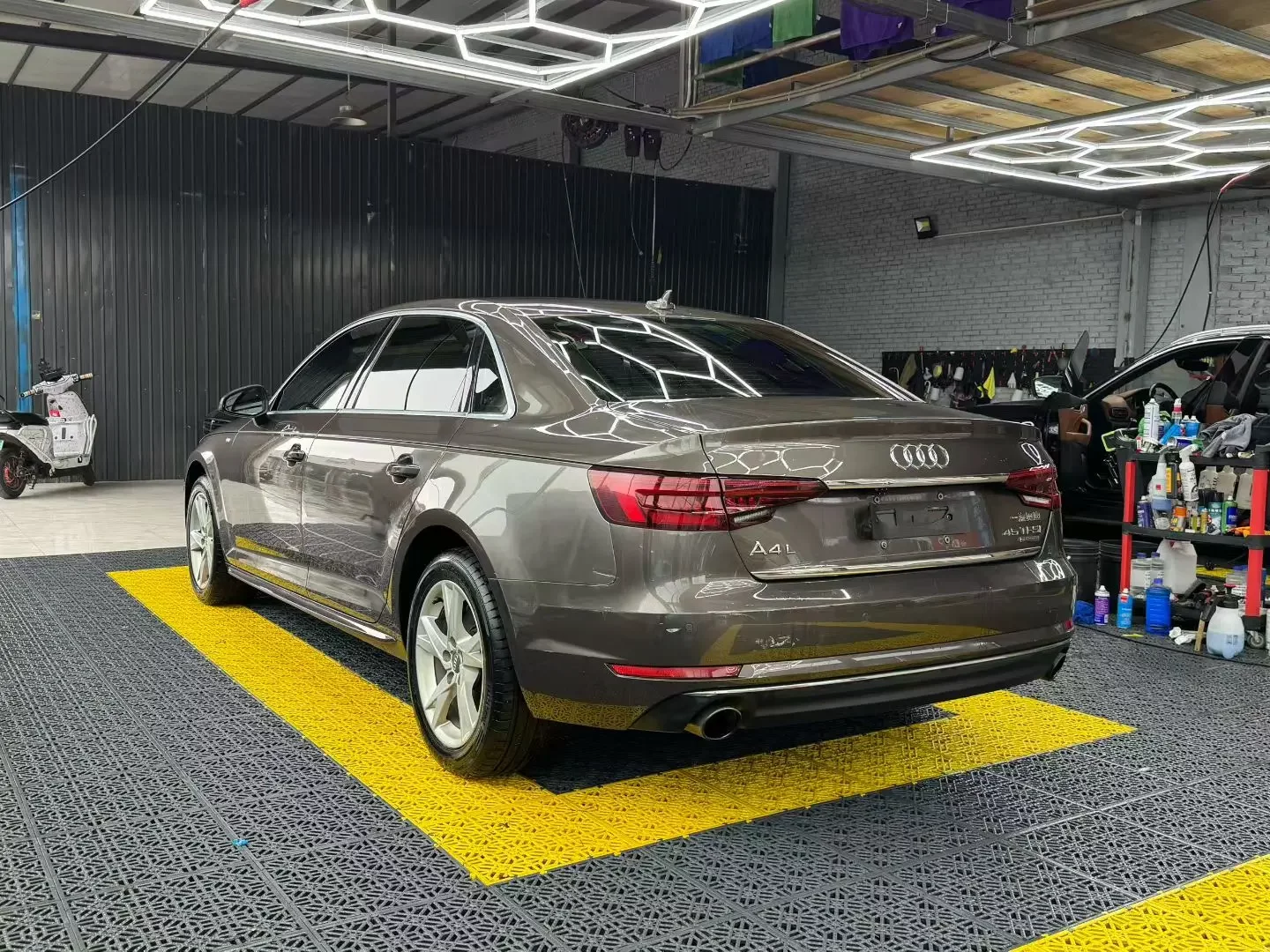 Audi A4L