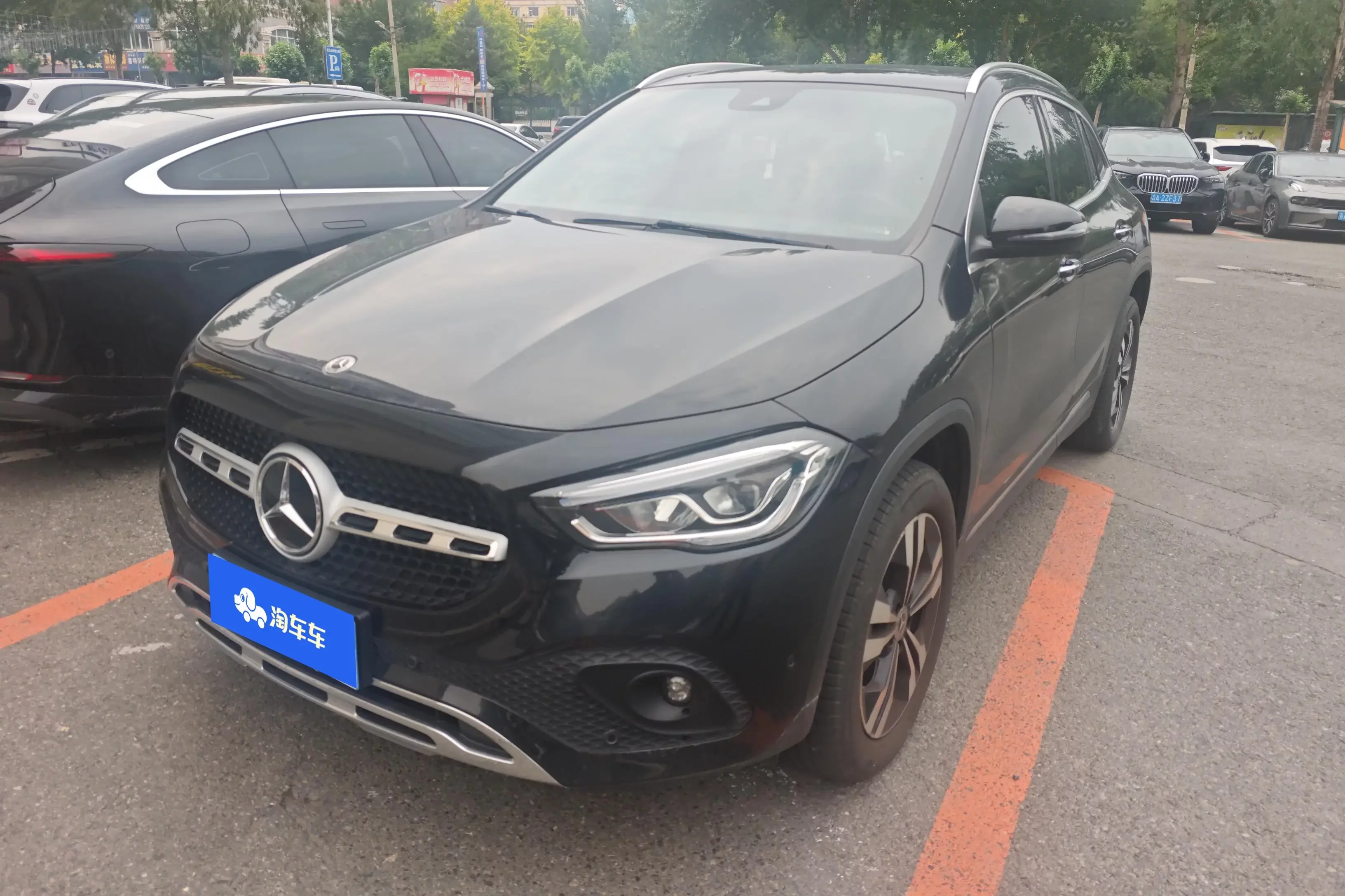 Mercedes-Benz GLA