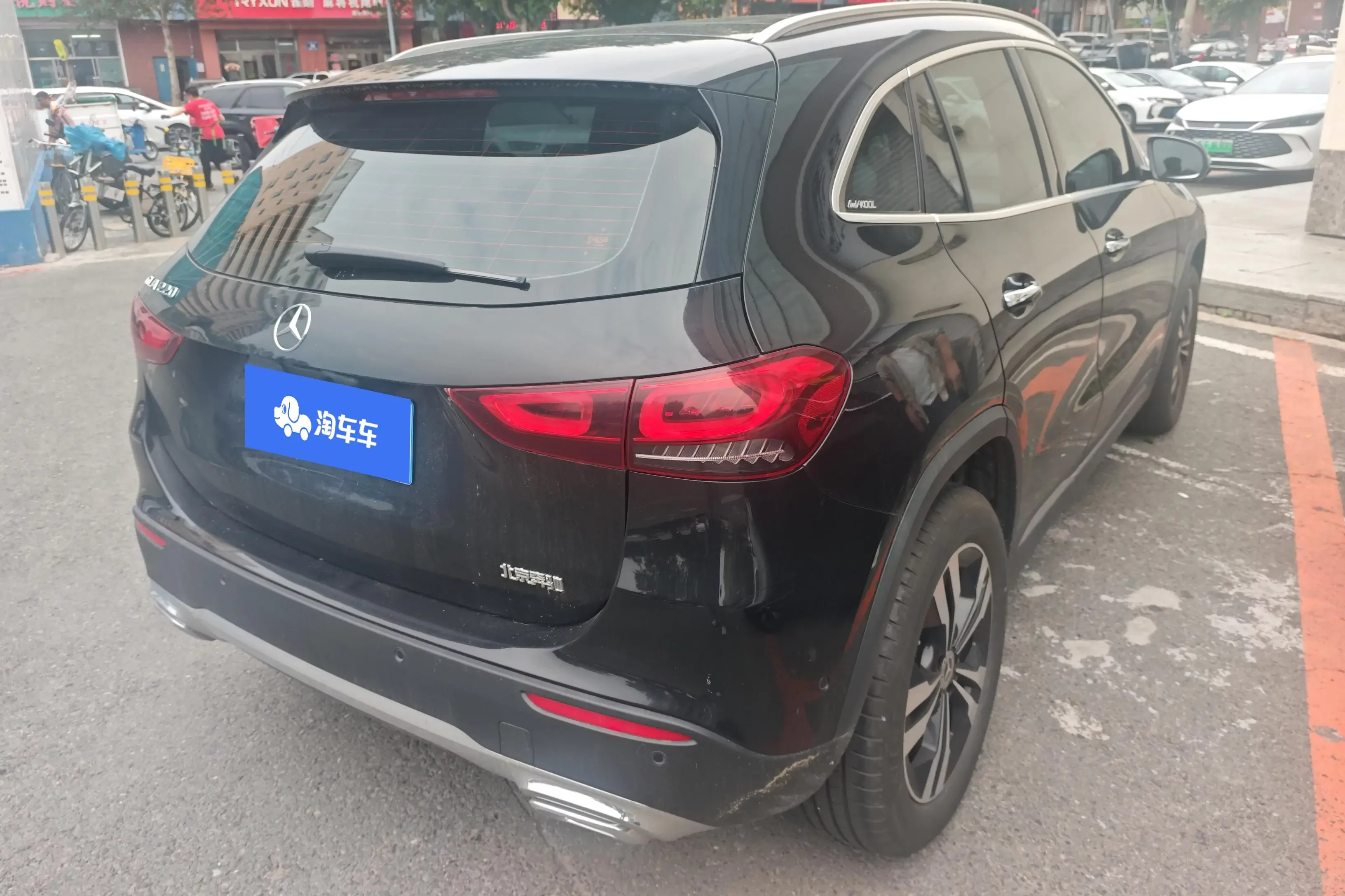 Mercedes-Benz GLA